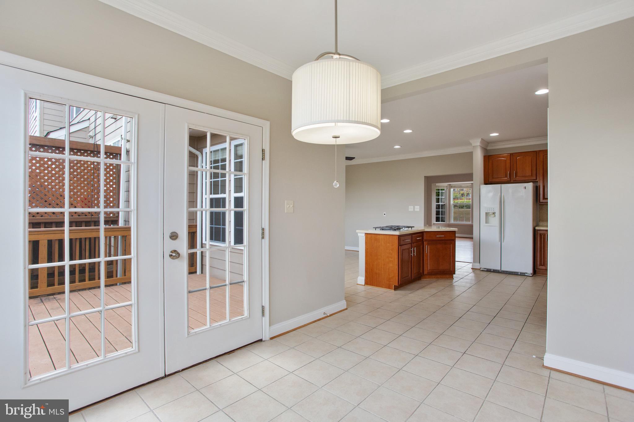 POTOMAC CROSSING - Residential