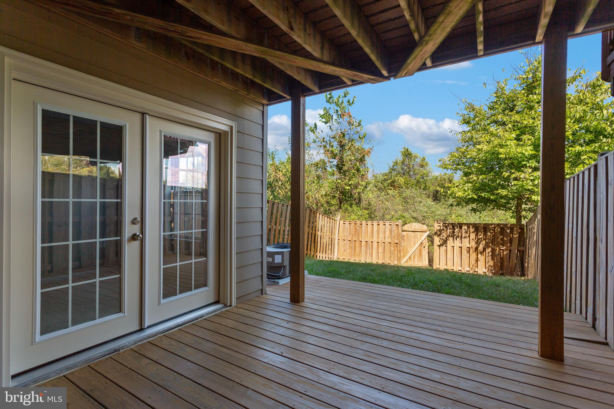 POTOMAC CROSSING - Residential