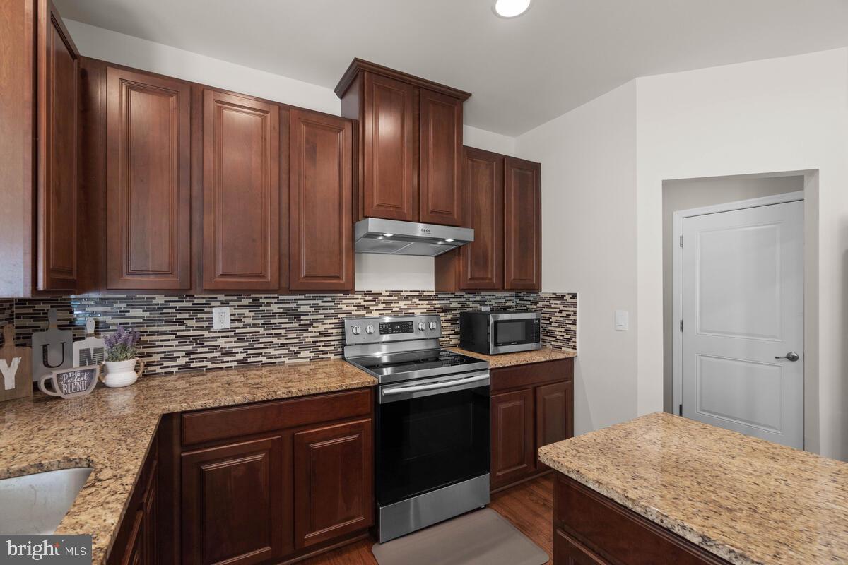 RED LION FARM - Residential