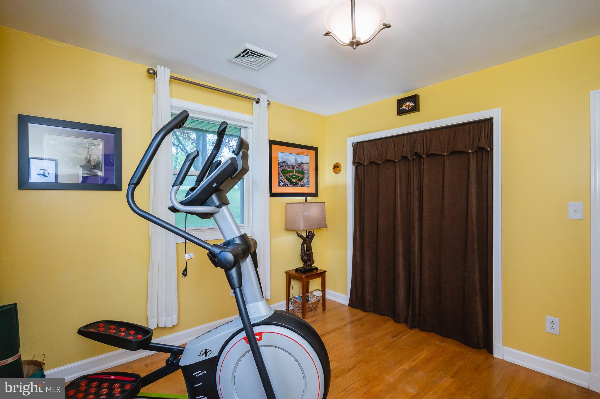 PERRY HALL - Residential