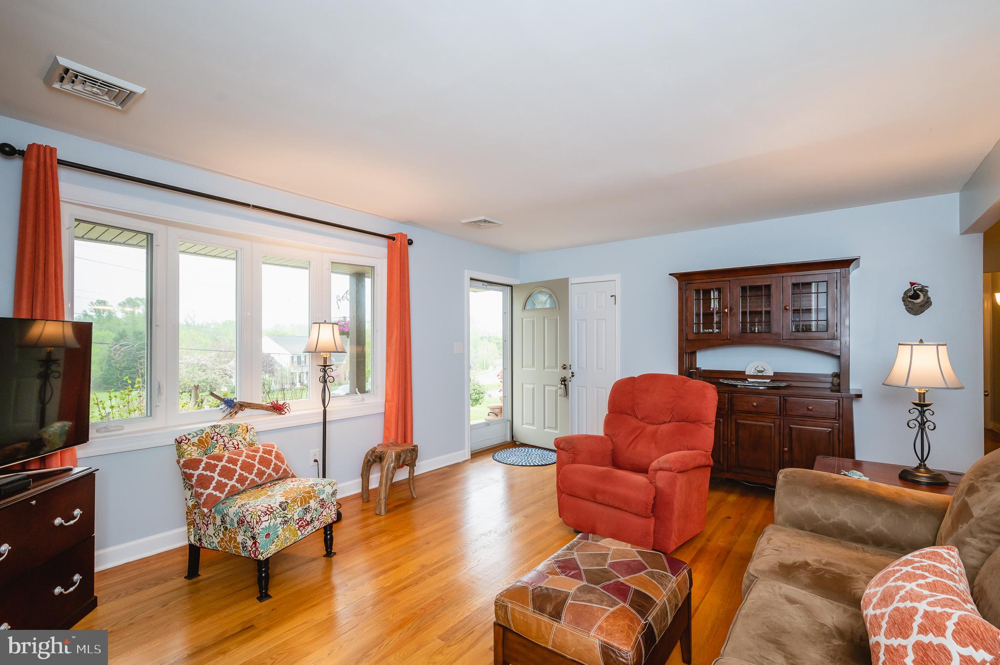 PERRY HALL - Residential