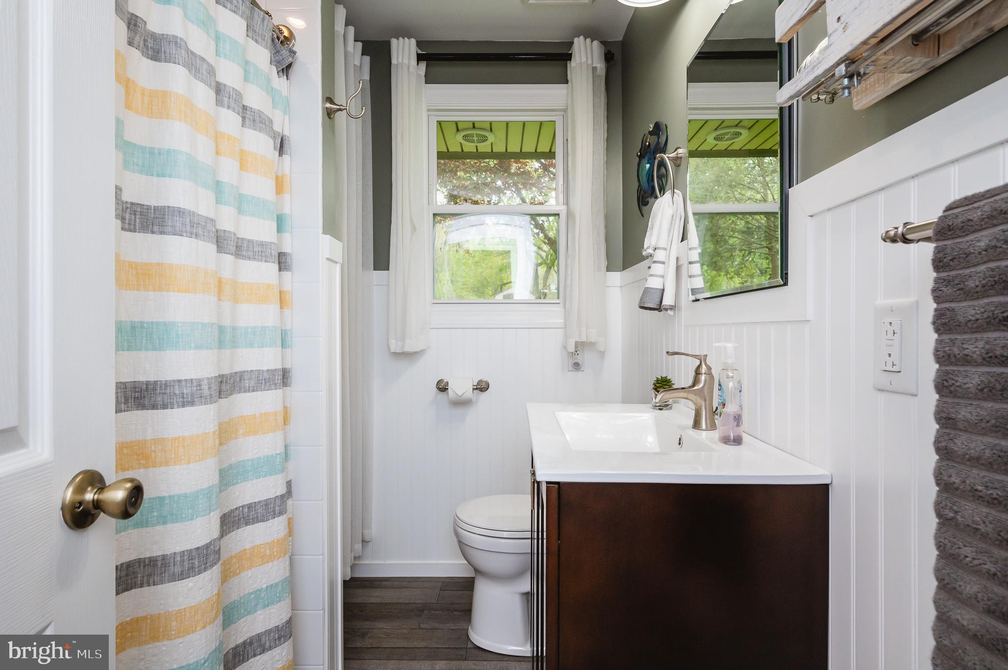 PERRY HALL - Residential