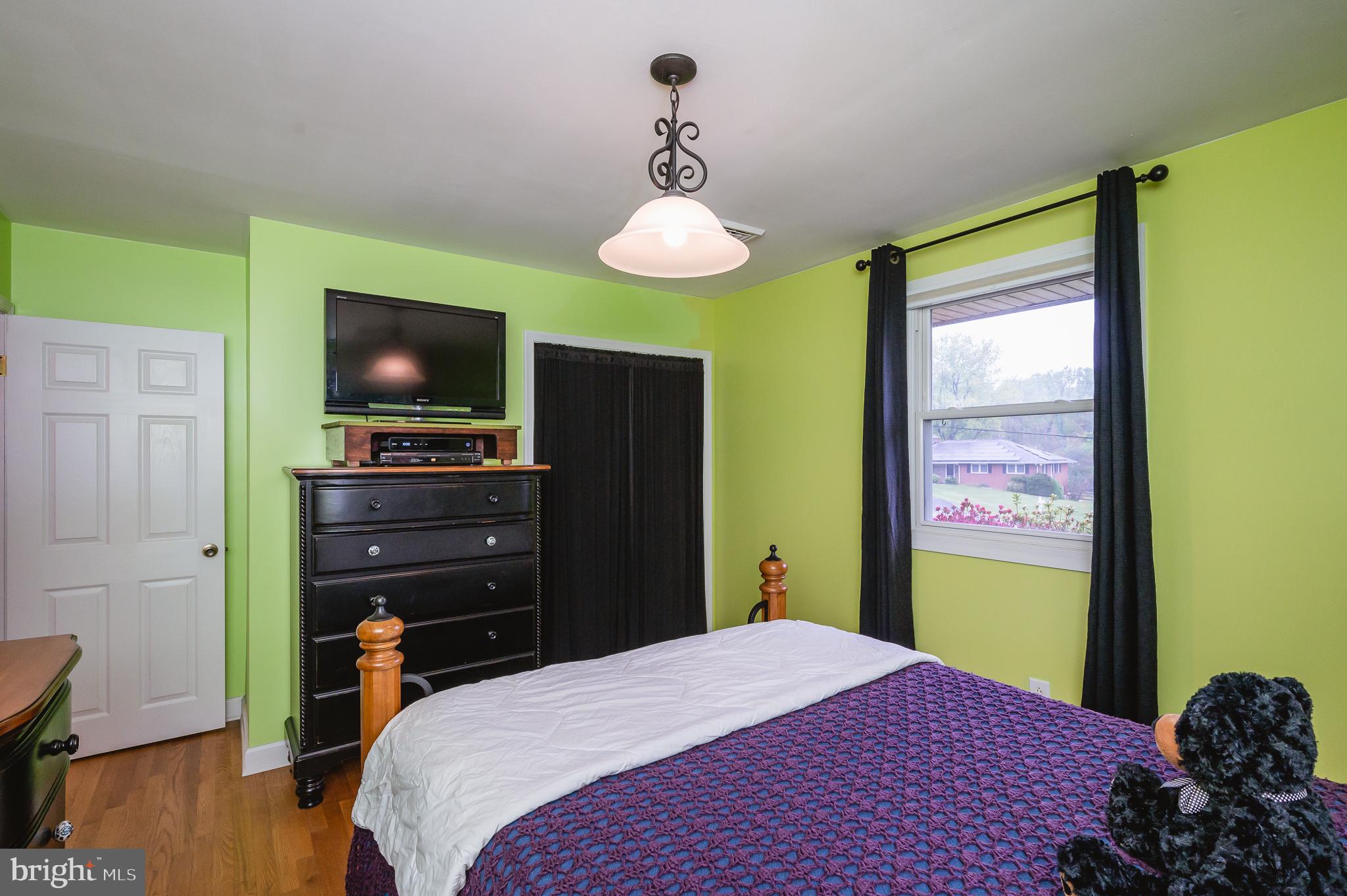 PERRY HALL - Residential