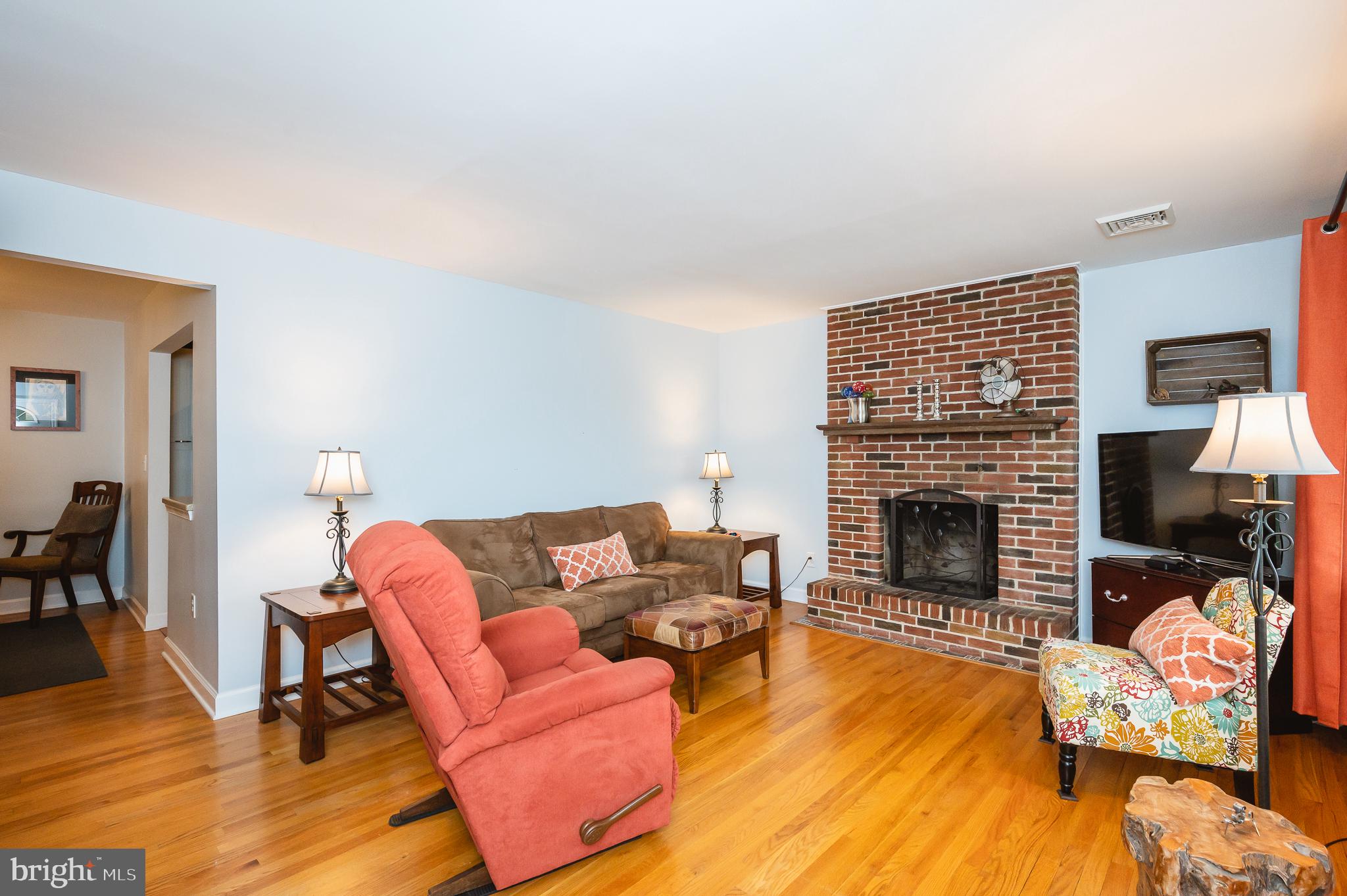 PERRY HALL - Residential