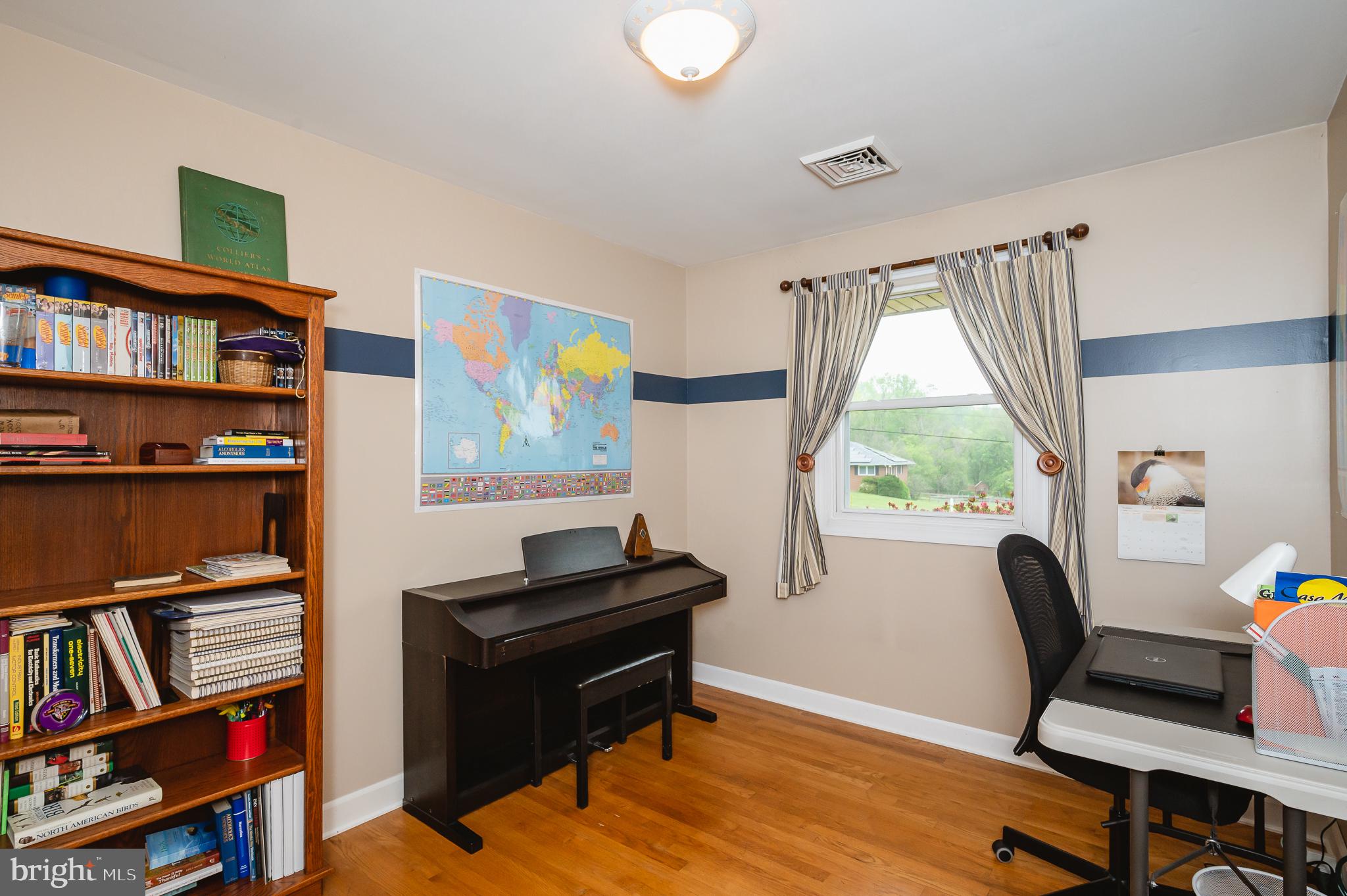 PERRY HALL - Residential