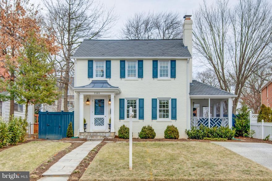 COMPLETE REMODEL/ADDITION w/superb curb appeal. Killer kitchen opens to family room w/gas FP overlooking fenced, level yard. Large MBR w/vaulted painted wood ceiling, walk-in closet&SPA bath. 4 BR upstairs/1 BR in finished lower level. Screen porch w/TV opens to pea gravel patio. All new roof/windows/HVAC/water heater/appliances/bathrooms with 2014 remodel. DISCOVERY pyramid in super neighborhood.