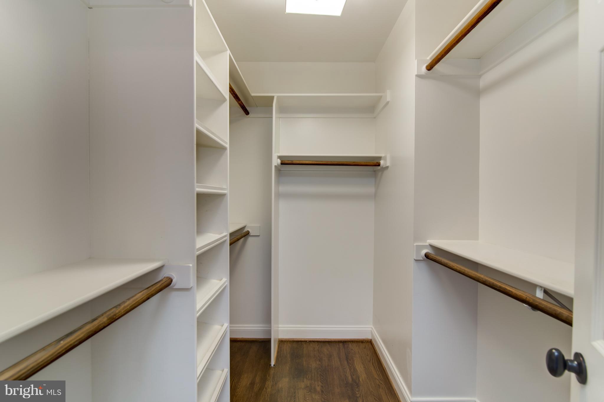 LEE HEIGHTS - Residential