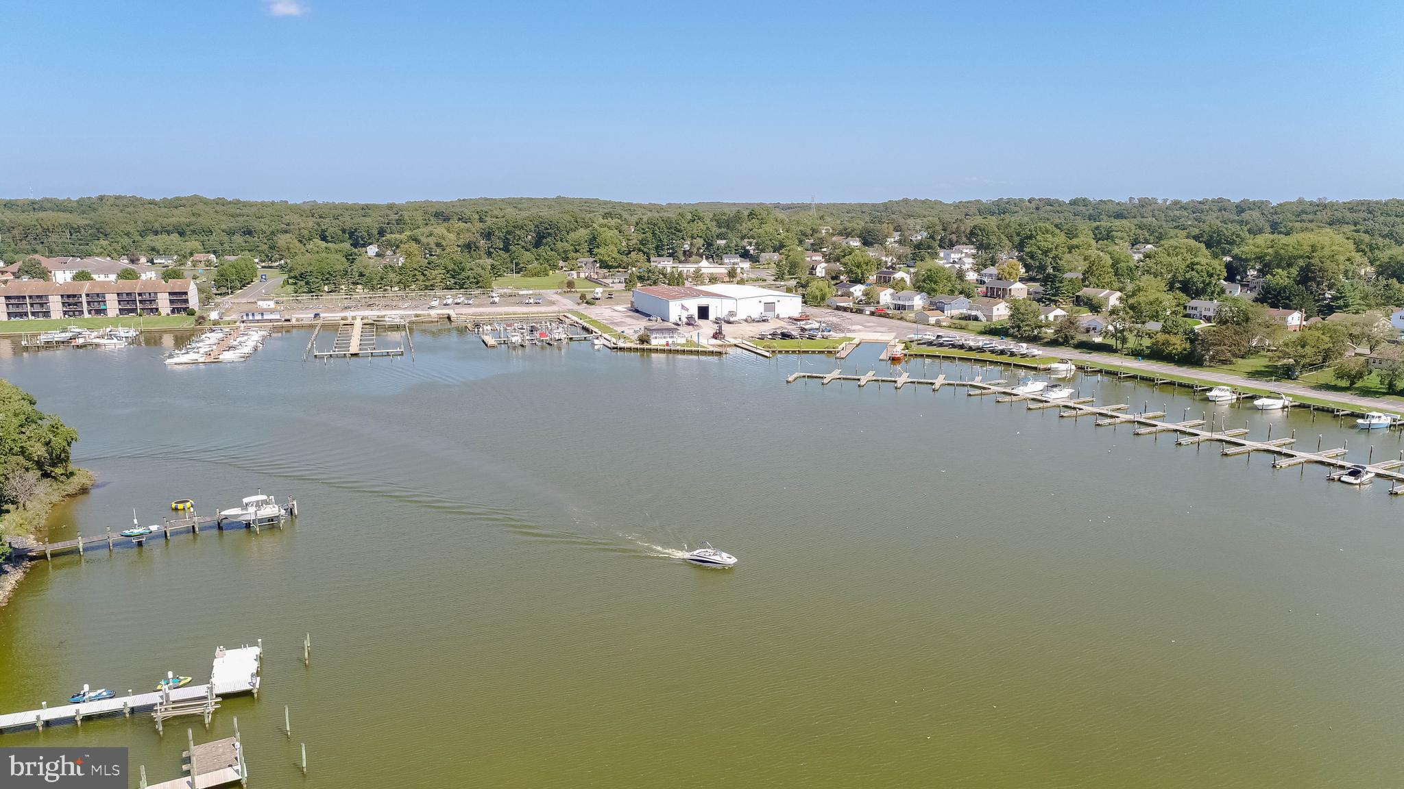 TAYLORS POINTE - Residential