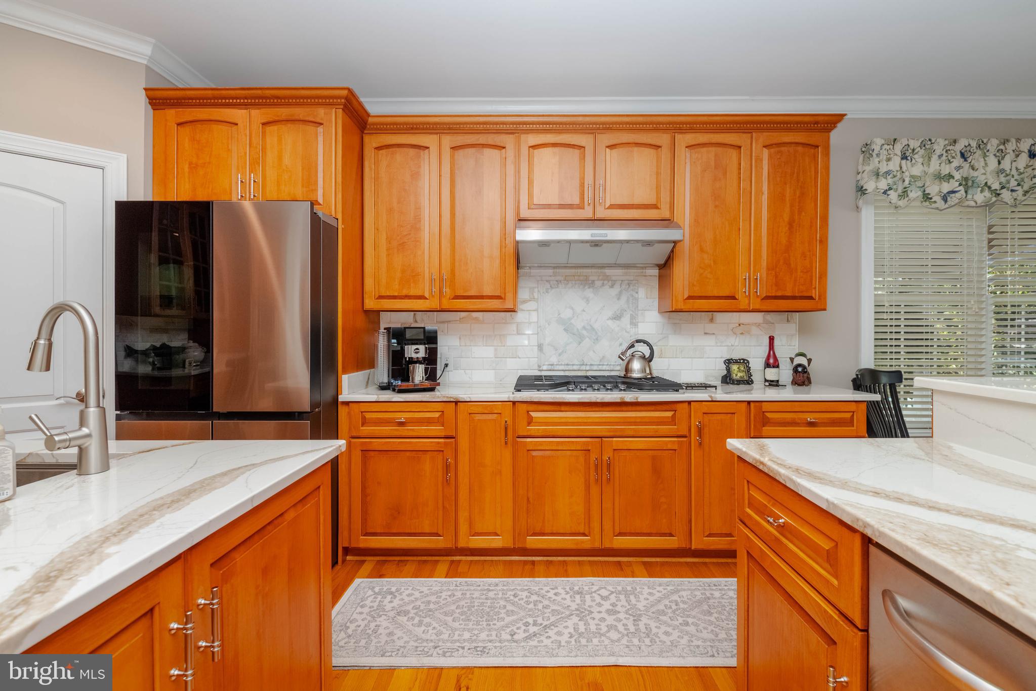 TAYLORS POINTE - Residential