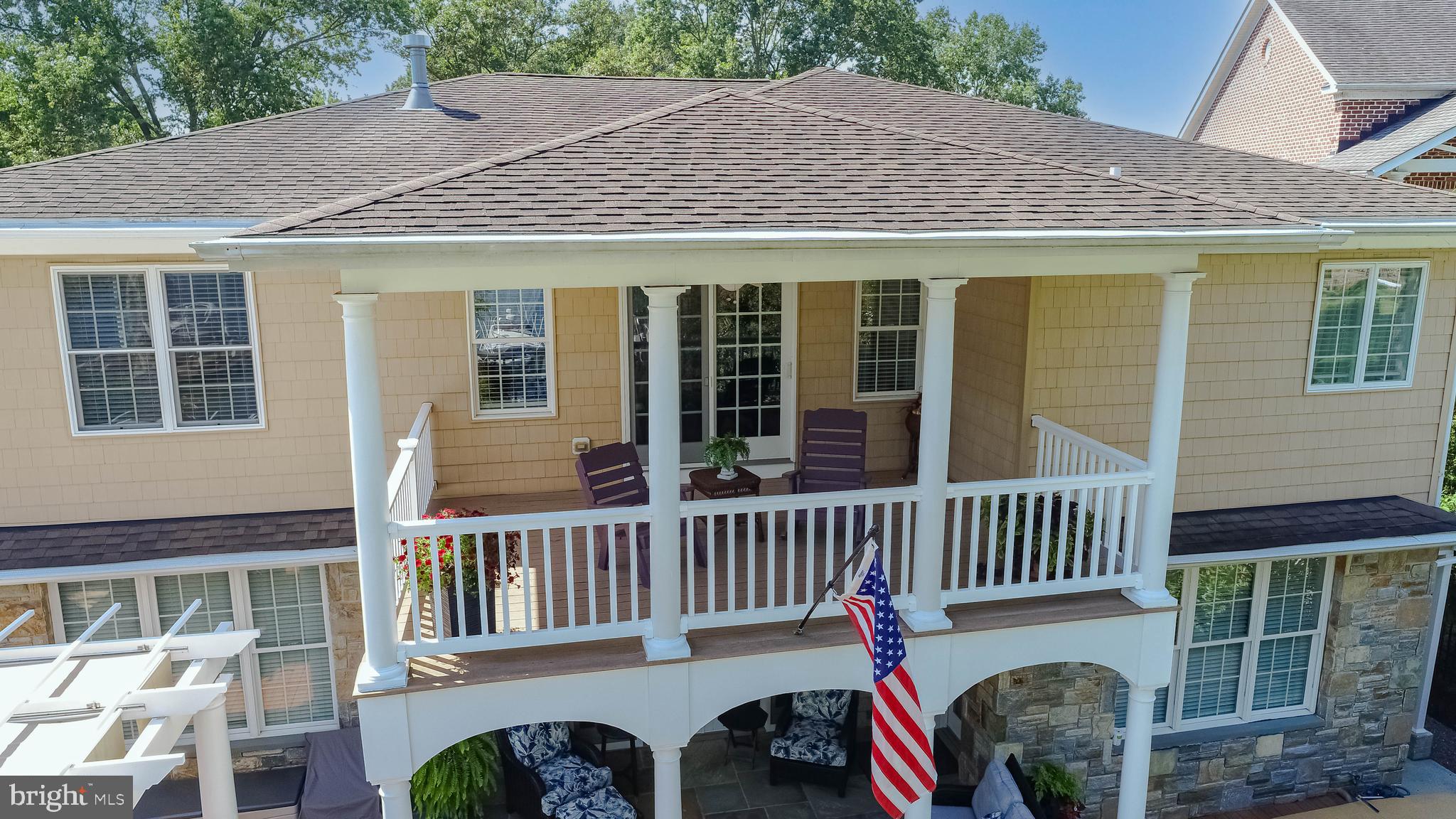 TAYLORS POINTE - Residential