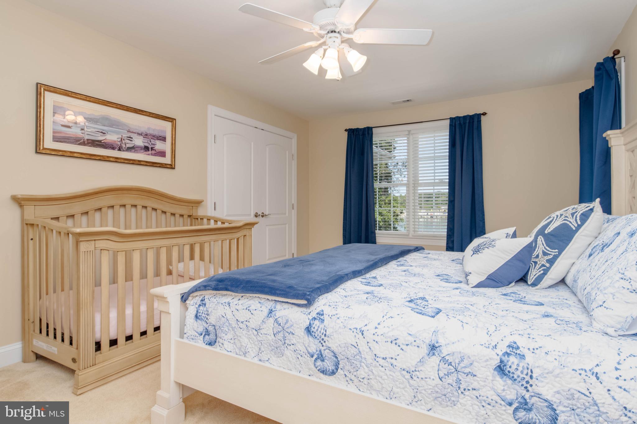 TAYLORS POINTE - Residential