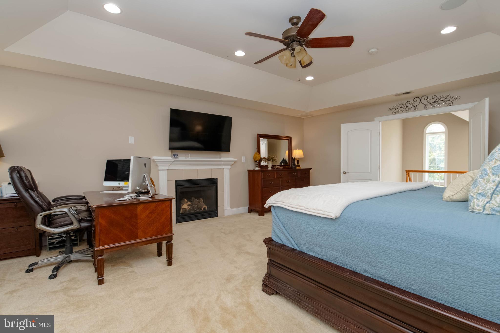 TAYLORS POINTE - Residential