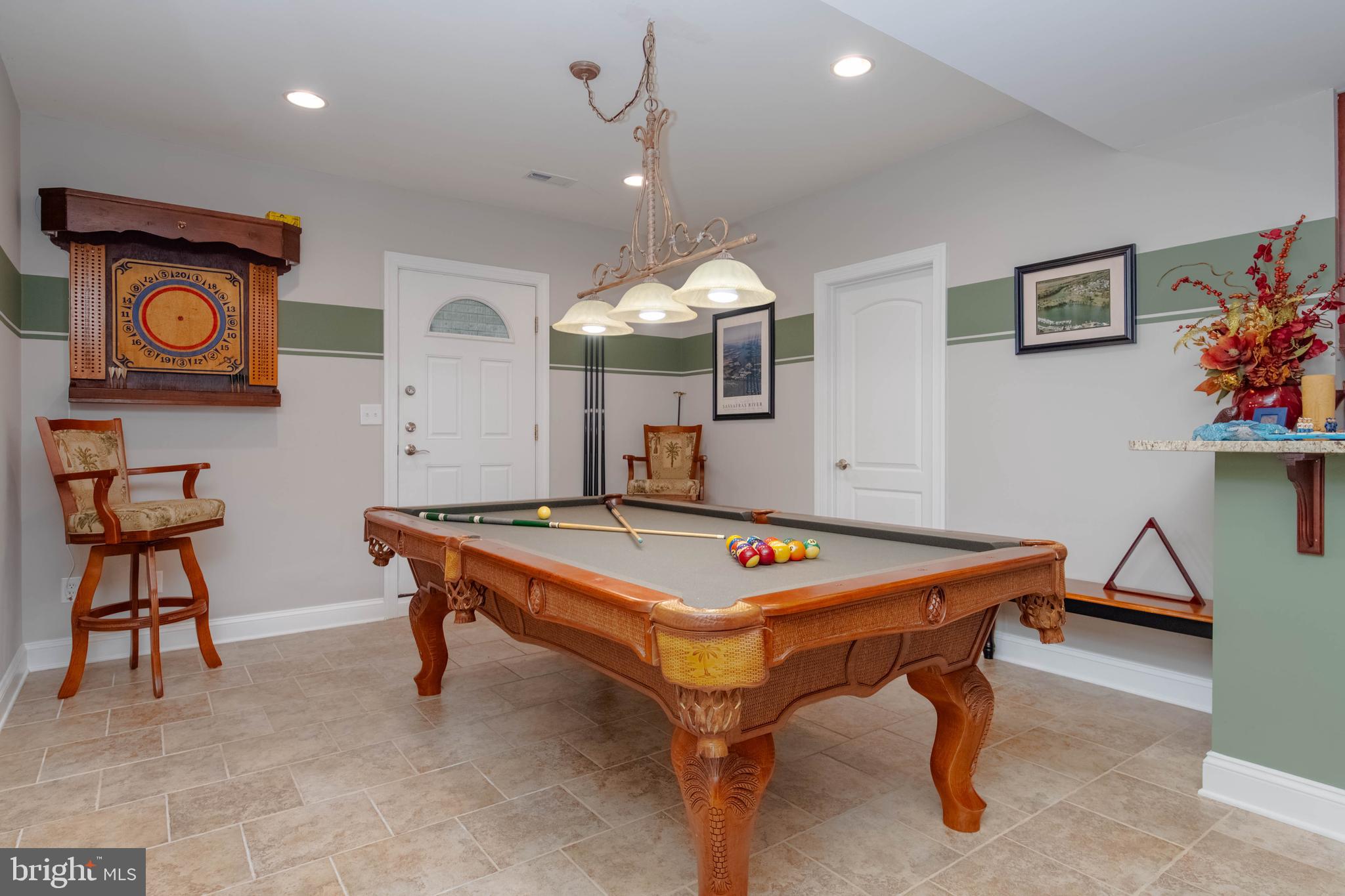 TAYLORS POINTE - Residential