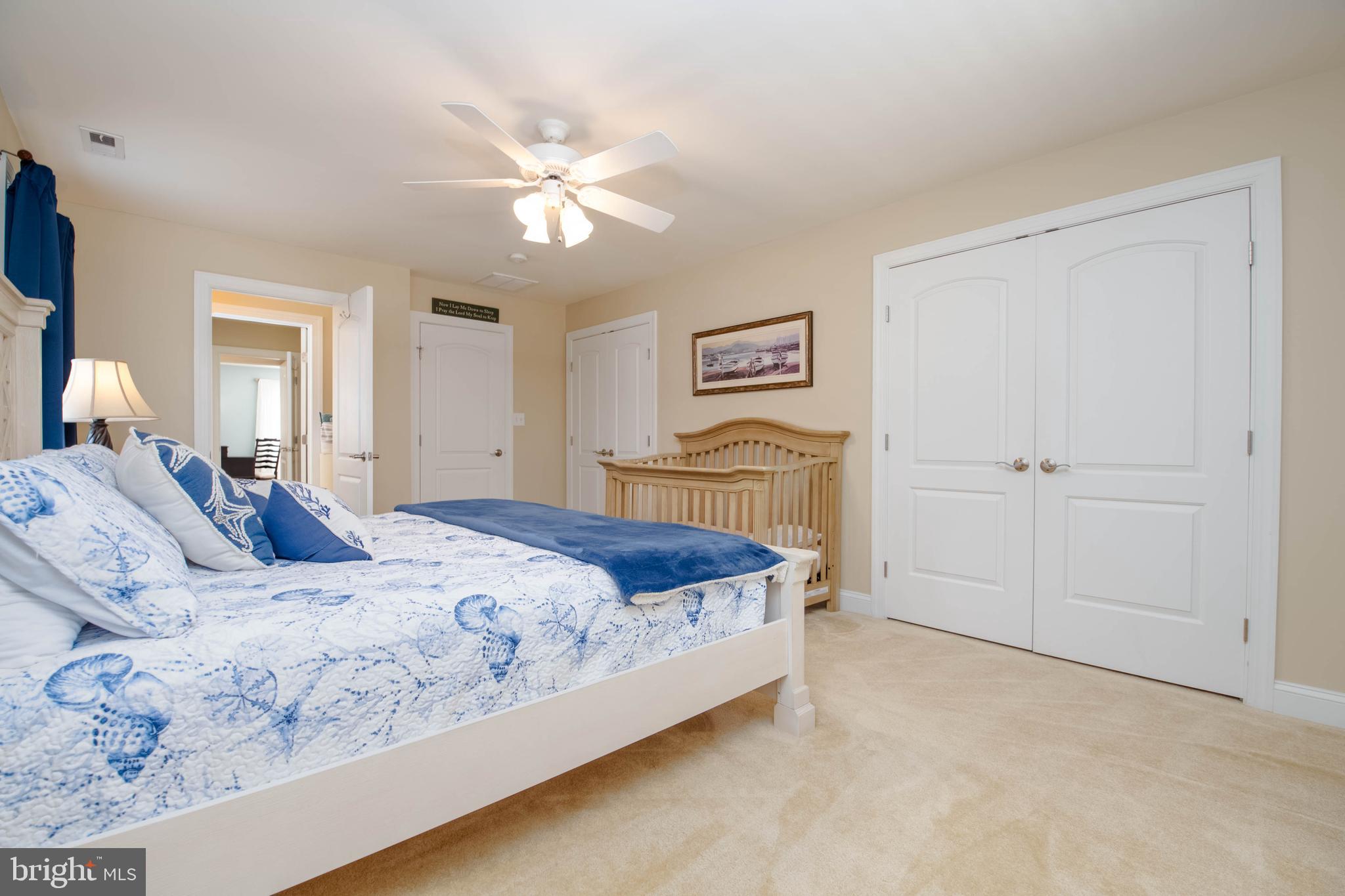 TAYLORS POINTE - Residential