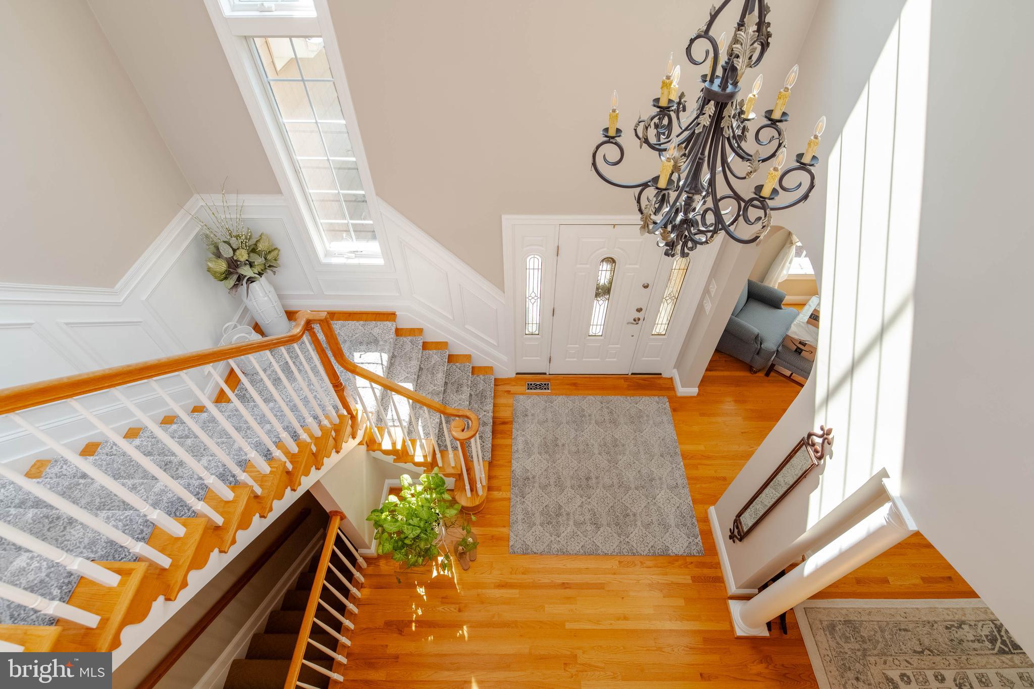 TAYLORS POINTE - Residential