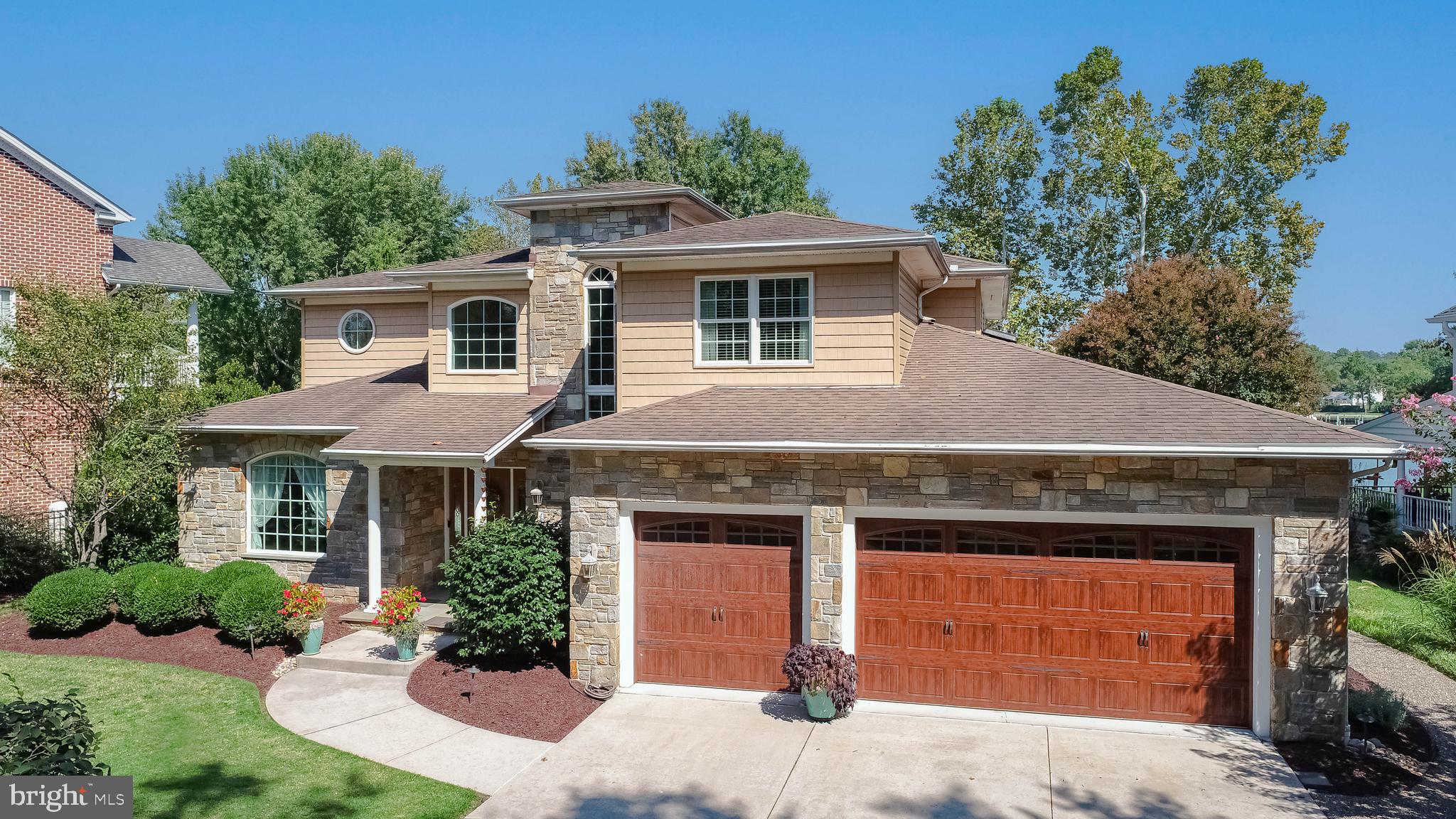 407 SHORE DRIVE