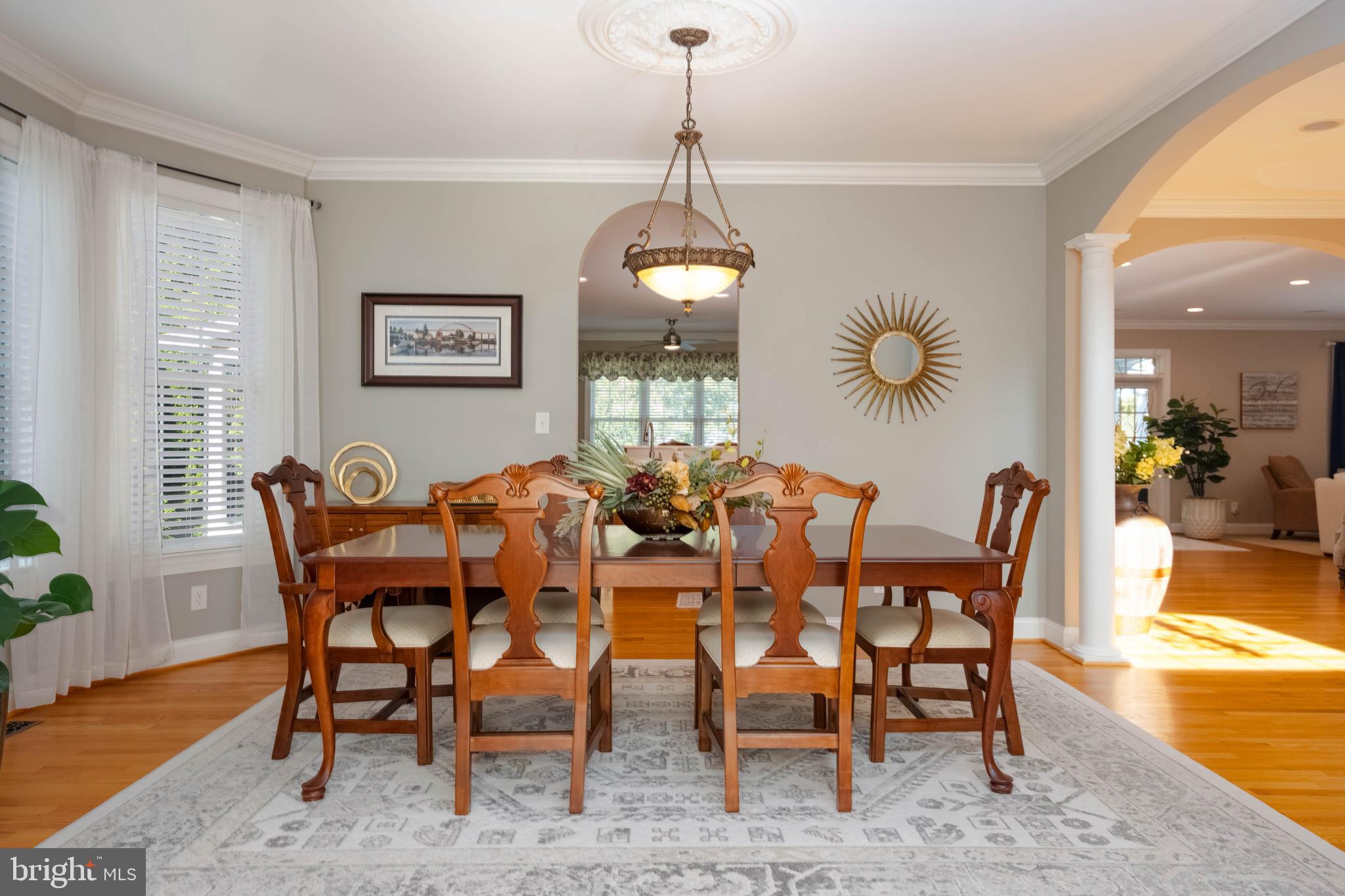 TAYLORS POINTE - Residential