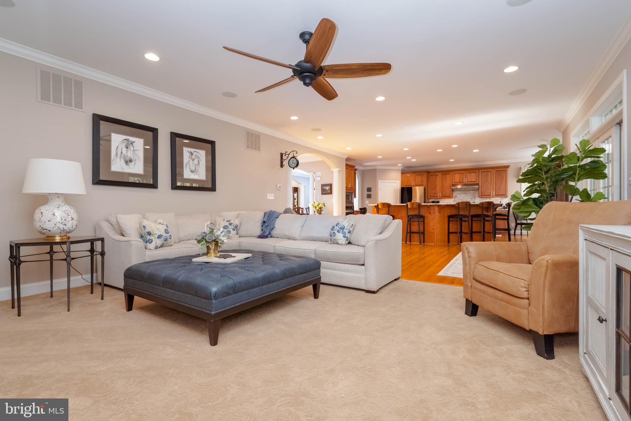 TAYLORS POINTE - Residential