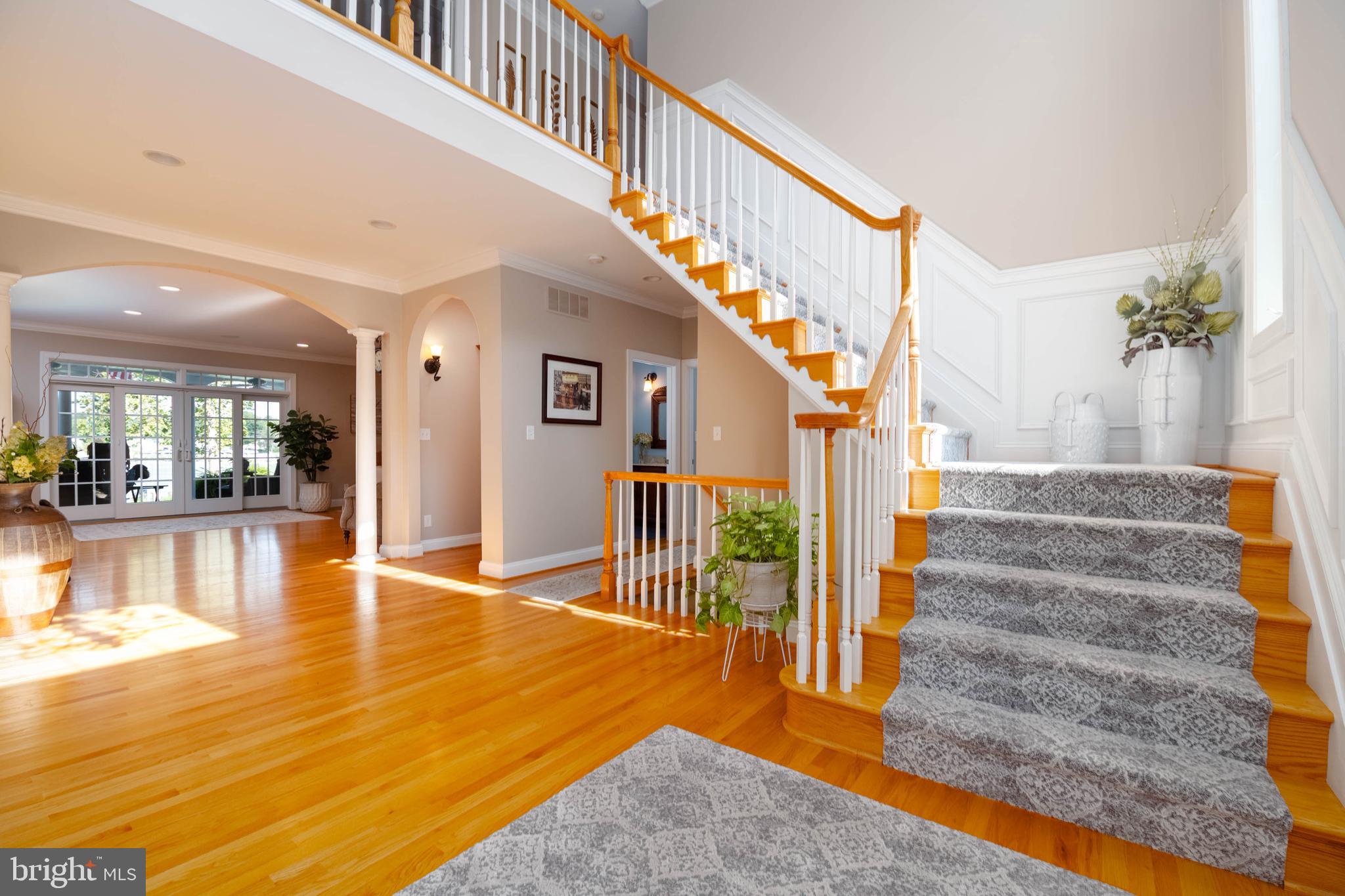 TAYLORS POINTE - Residential