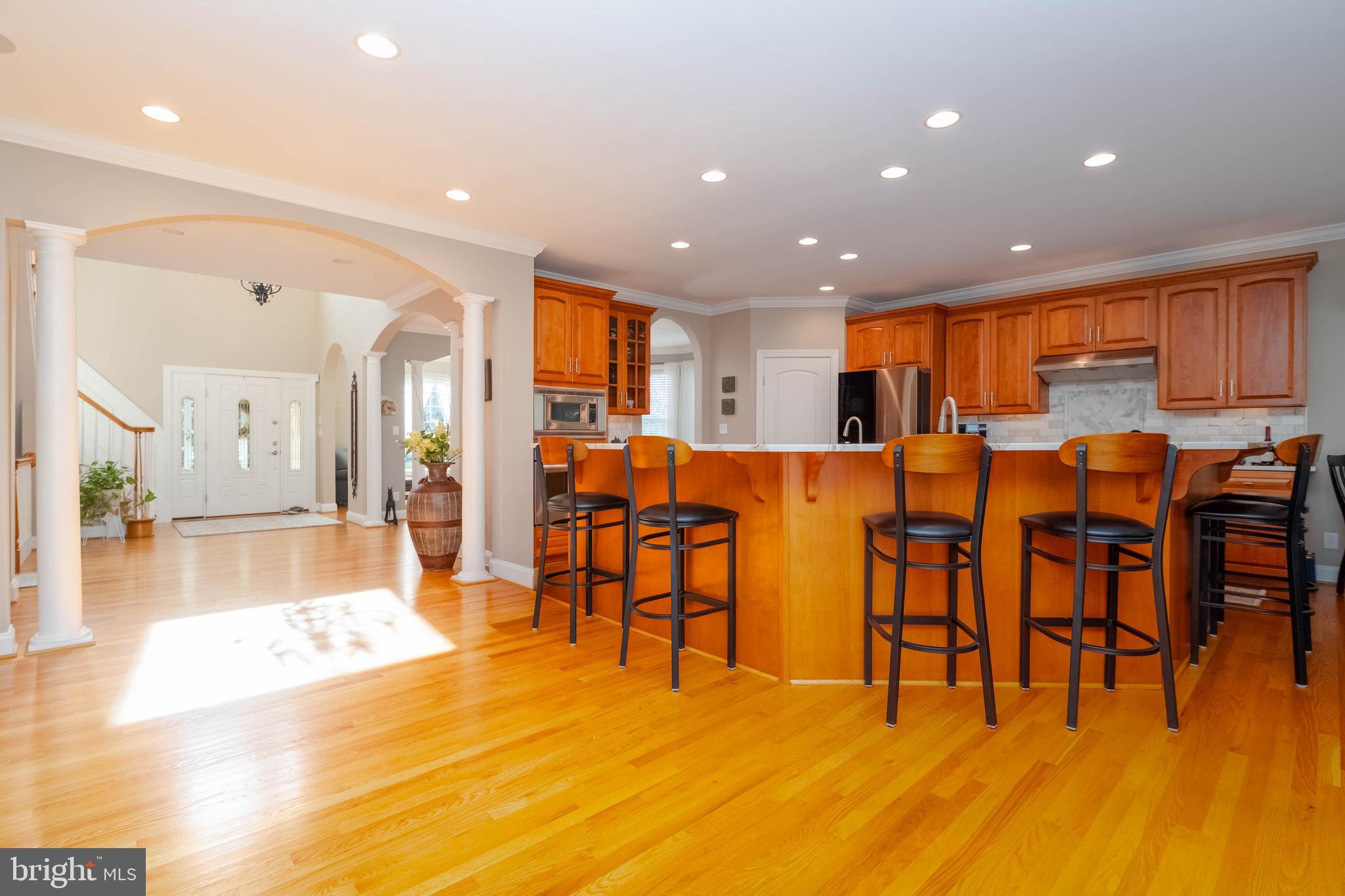 TAYLORS POINTE - Residential