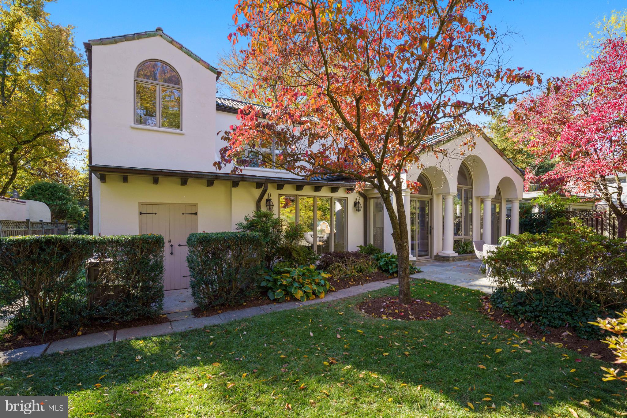 CHEVY CHASE VILLAGE - Residential