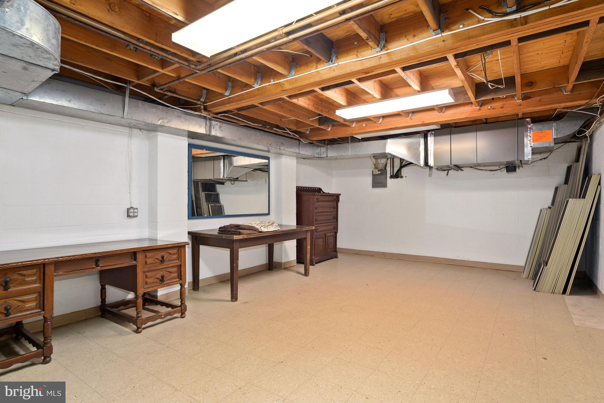 CHEVY CHASE VILLAGE - Residential