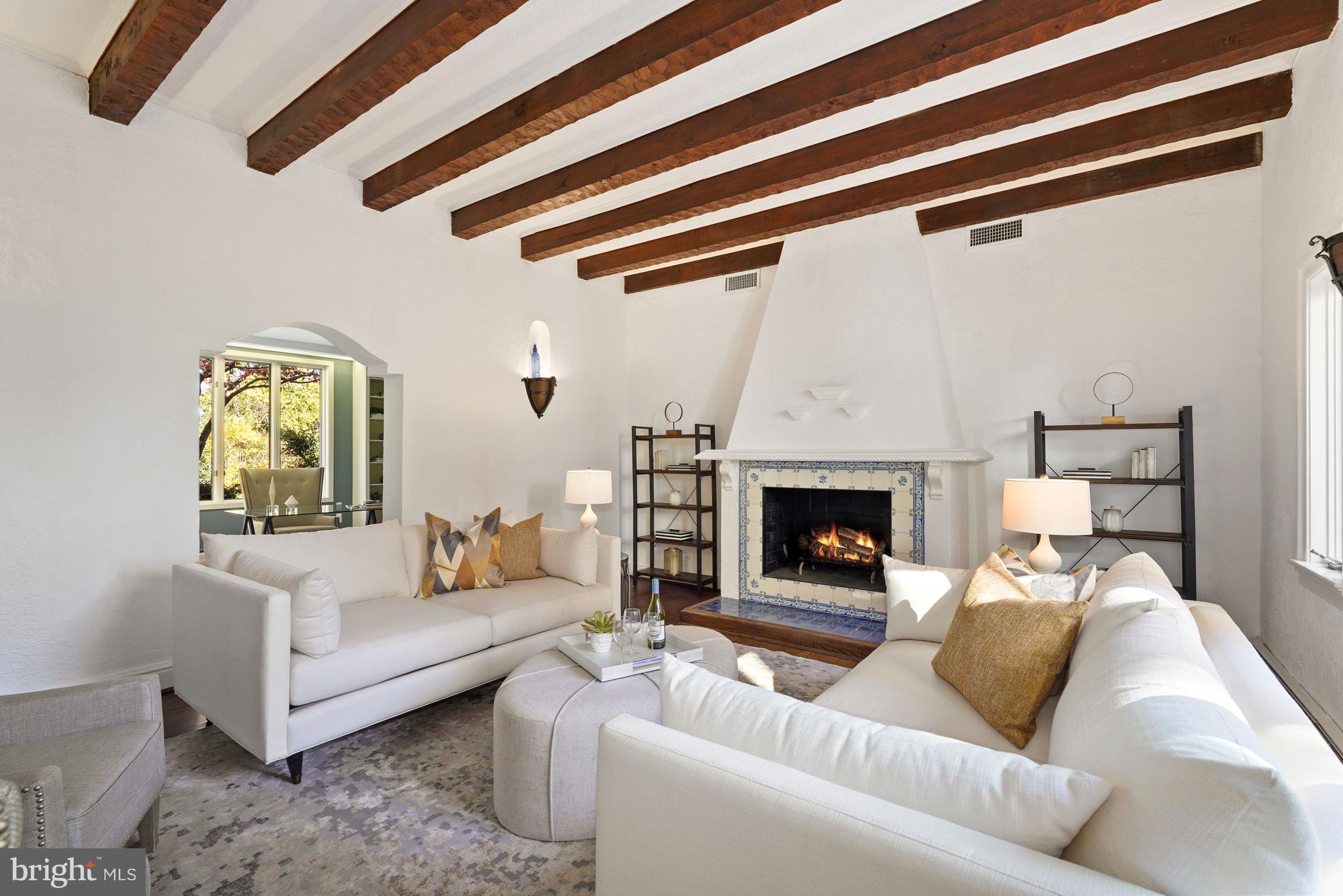 CHEVY CHASE VILLAGE - Residential