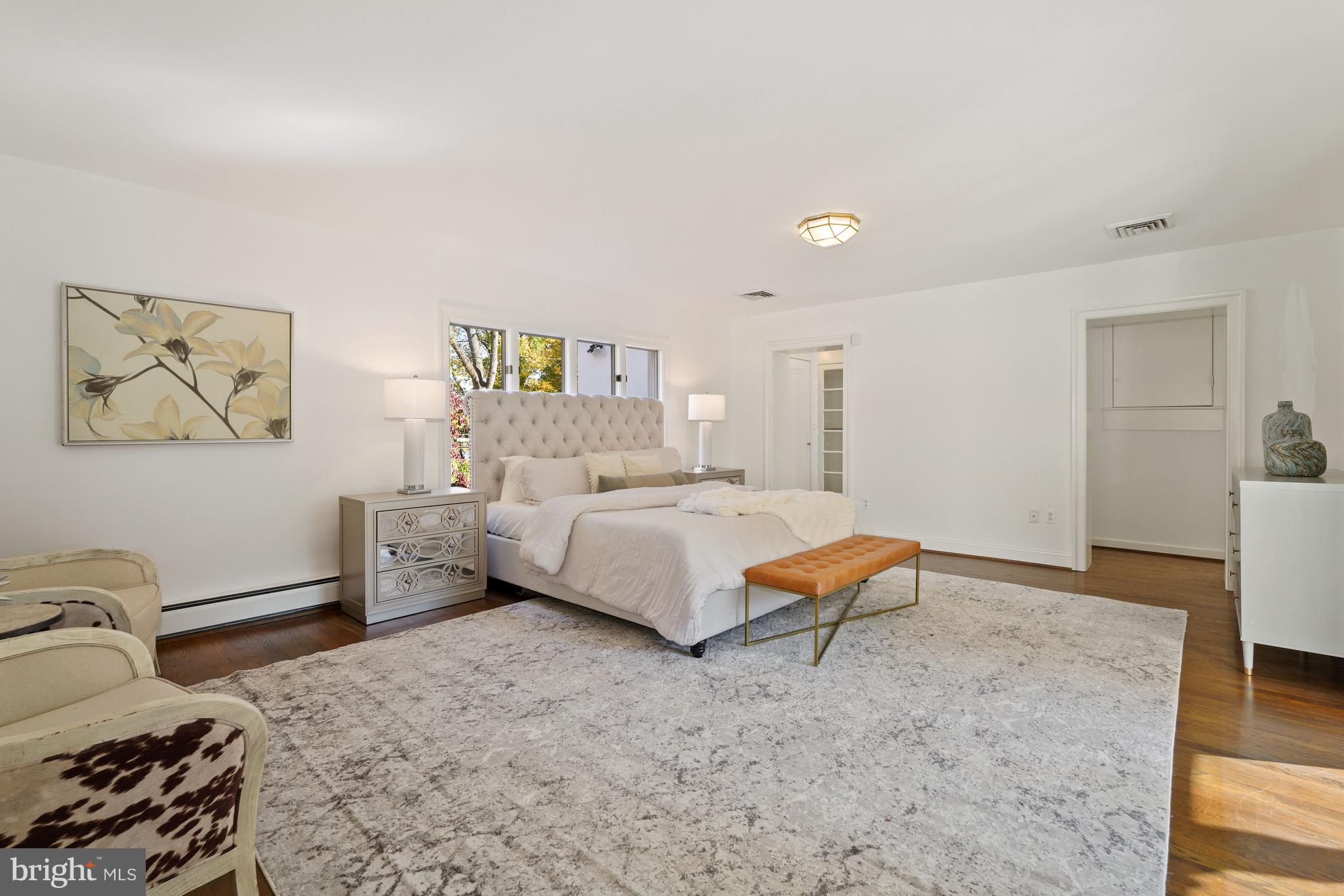 CHEVY CHASE VILLAGE - Residential