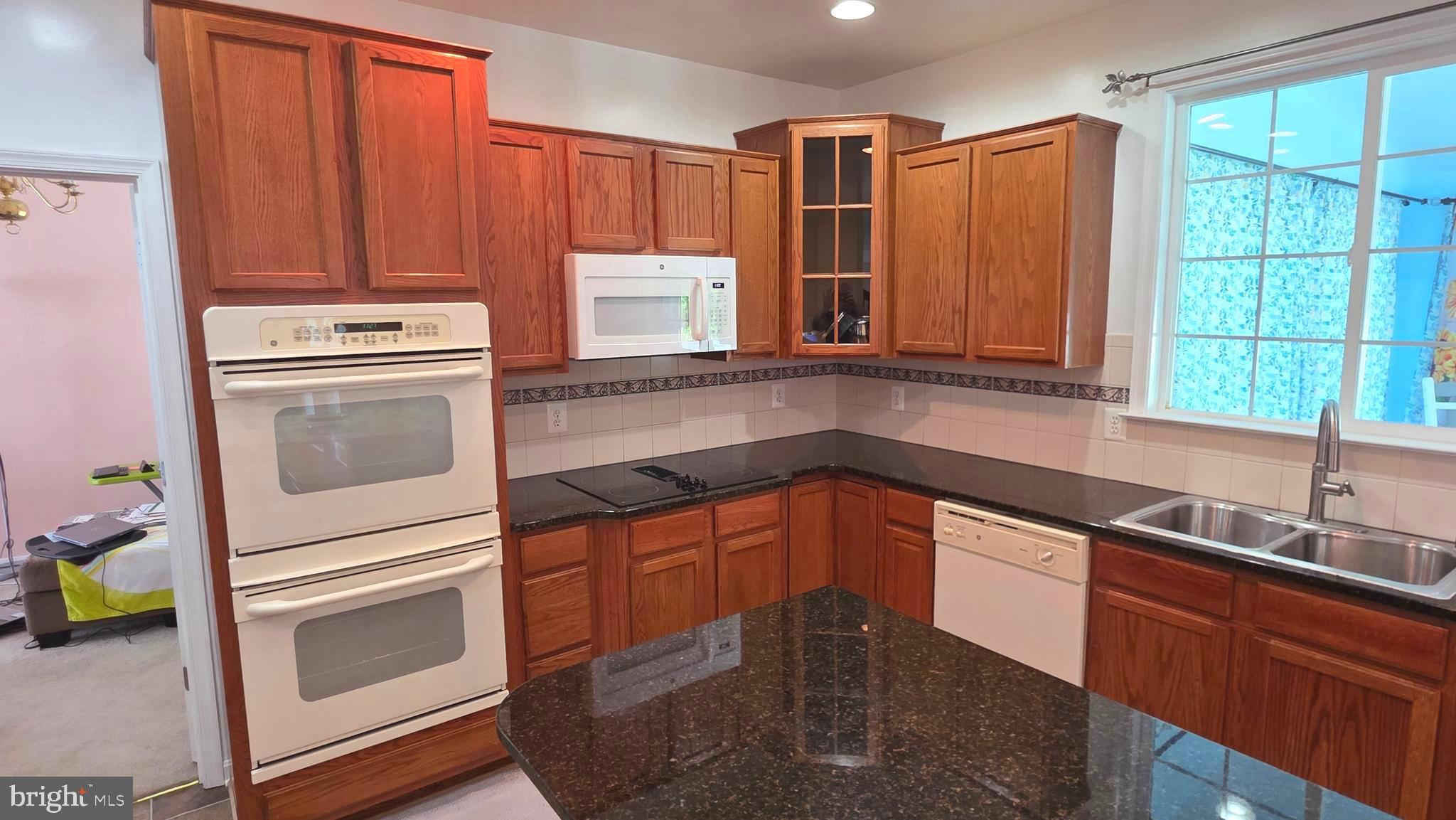 LANIER FARMS - Residential