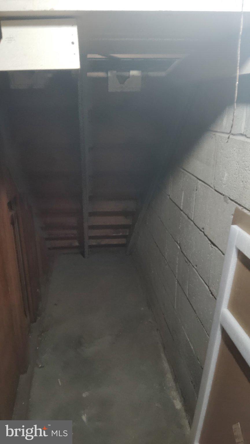 WOODLAWN - Residential