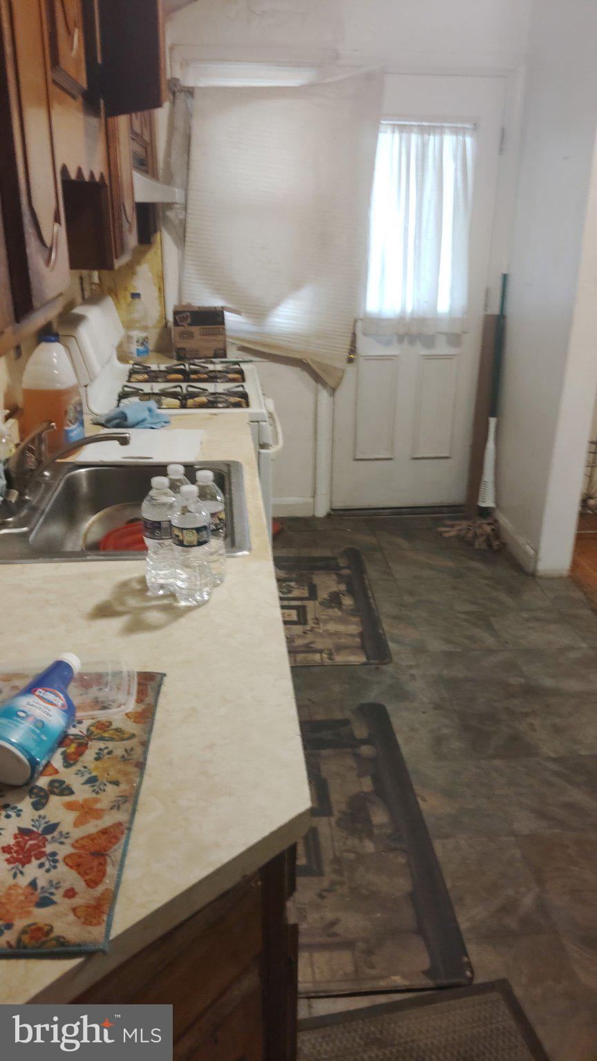 WOODLAWN - Residential