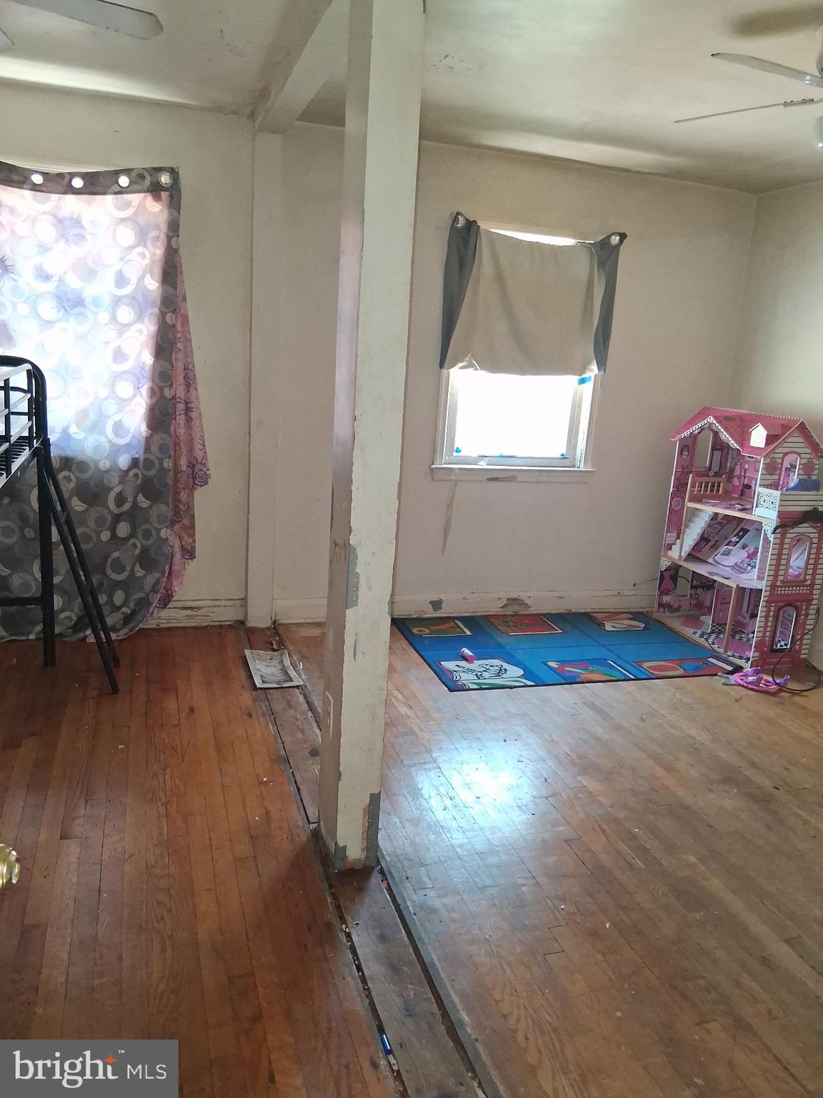 WOODLAWN - Residential