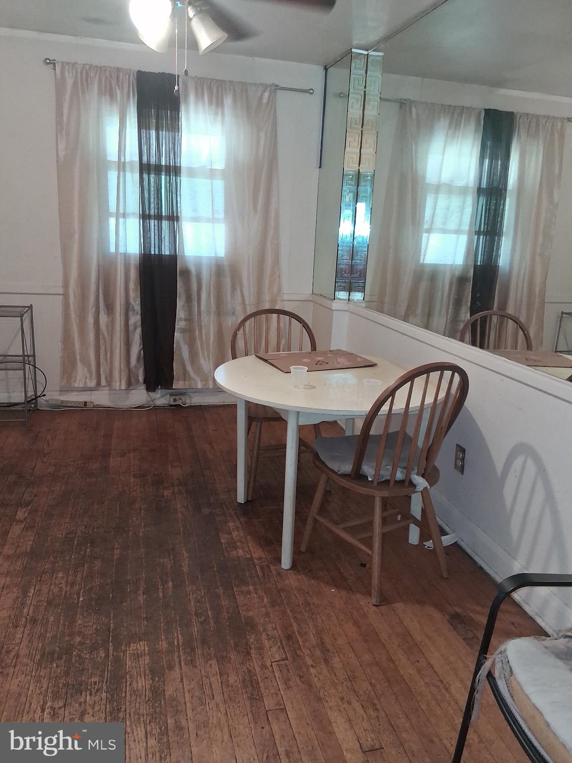 WOODLAWN - Residential