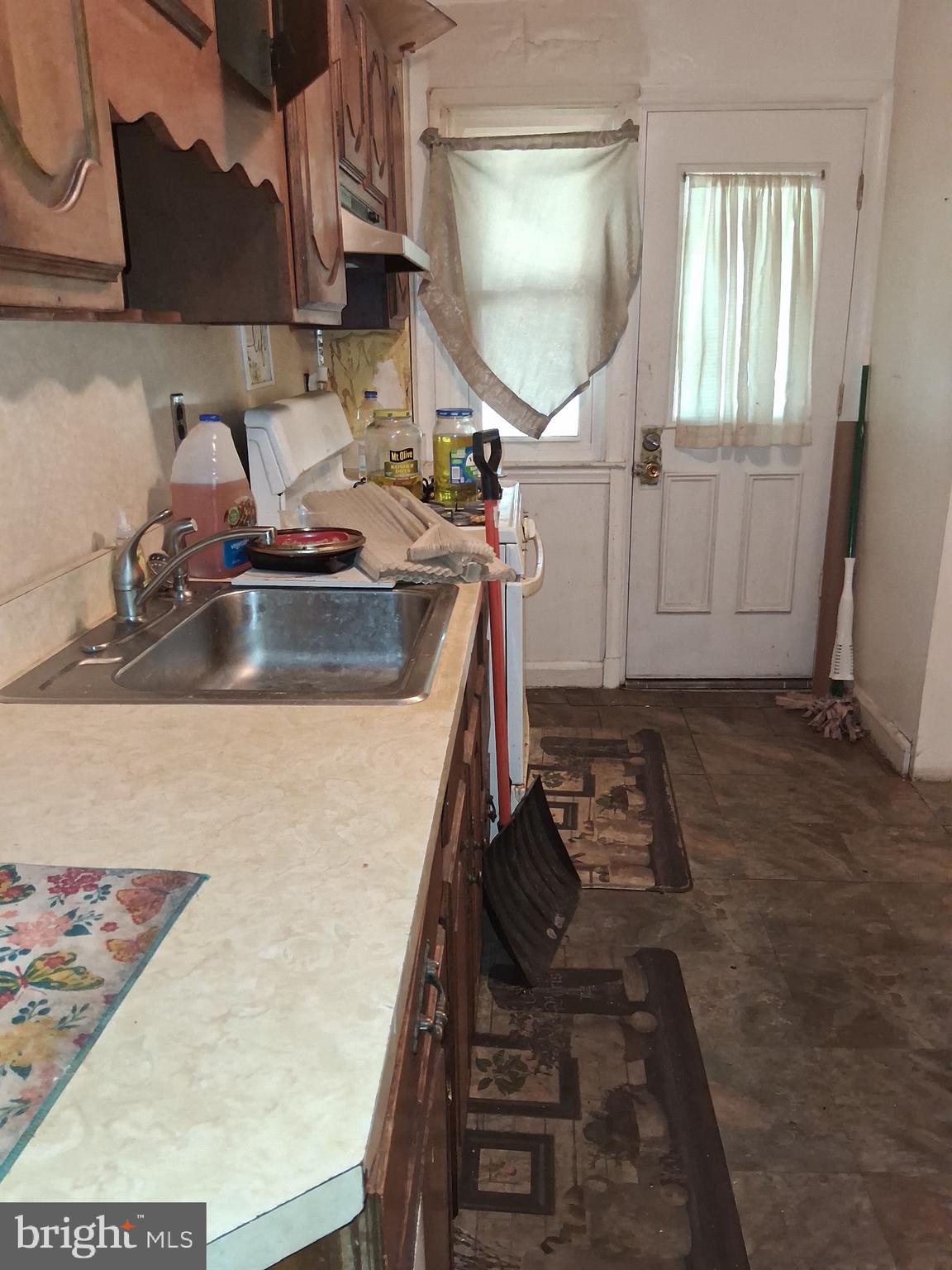 WOODLAWN - Residential