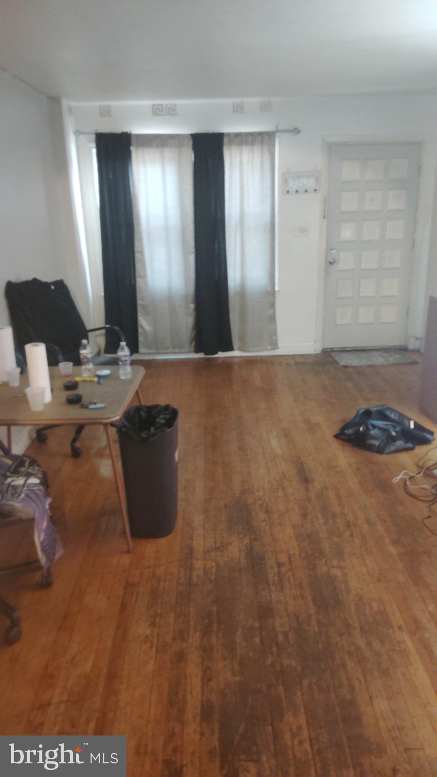 WOODLAWN - Residential