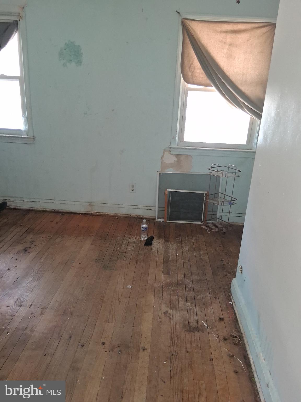 WOODLAWN - Residential