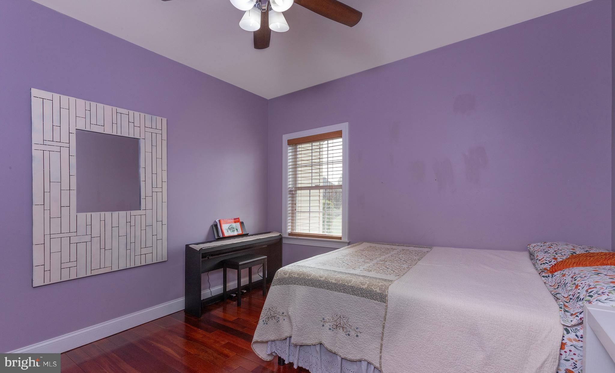 RIDGEWOOD - Residential