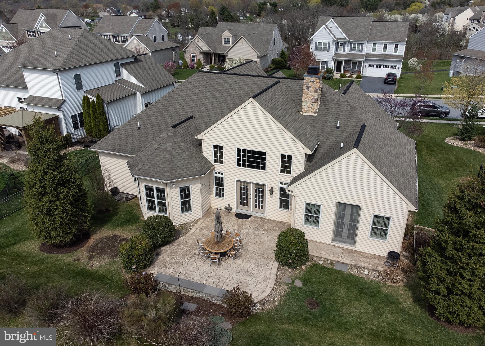 RIDGEWOOD - Residential