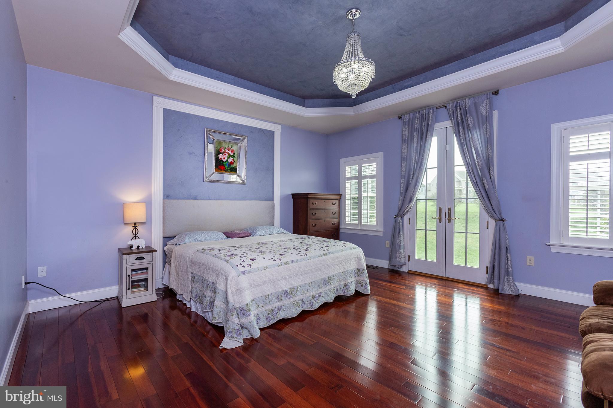 RIDGEWOOD - Residential