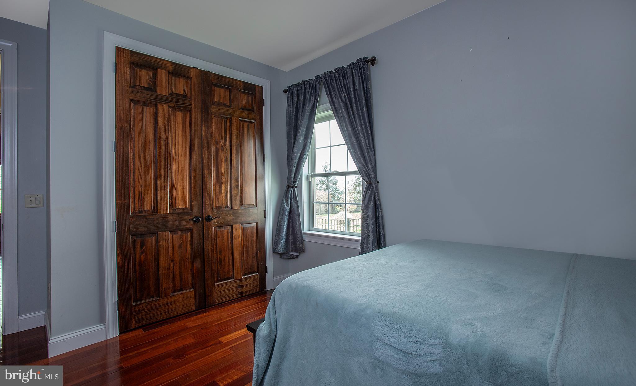 RIDGEWOOD - Residential