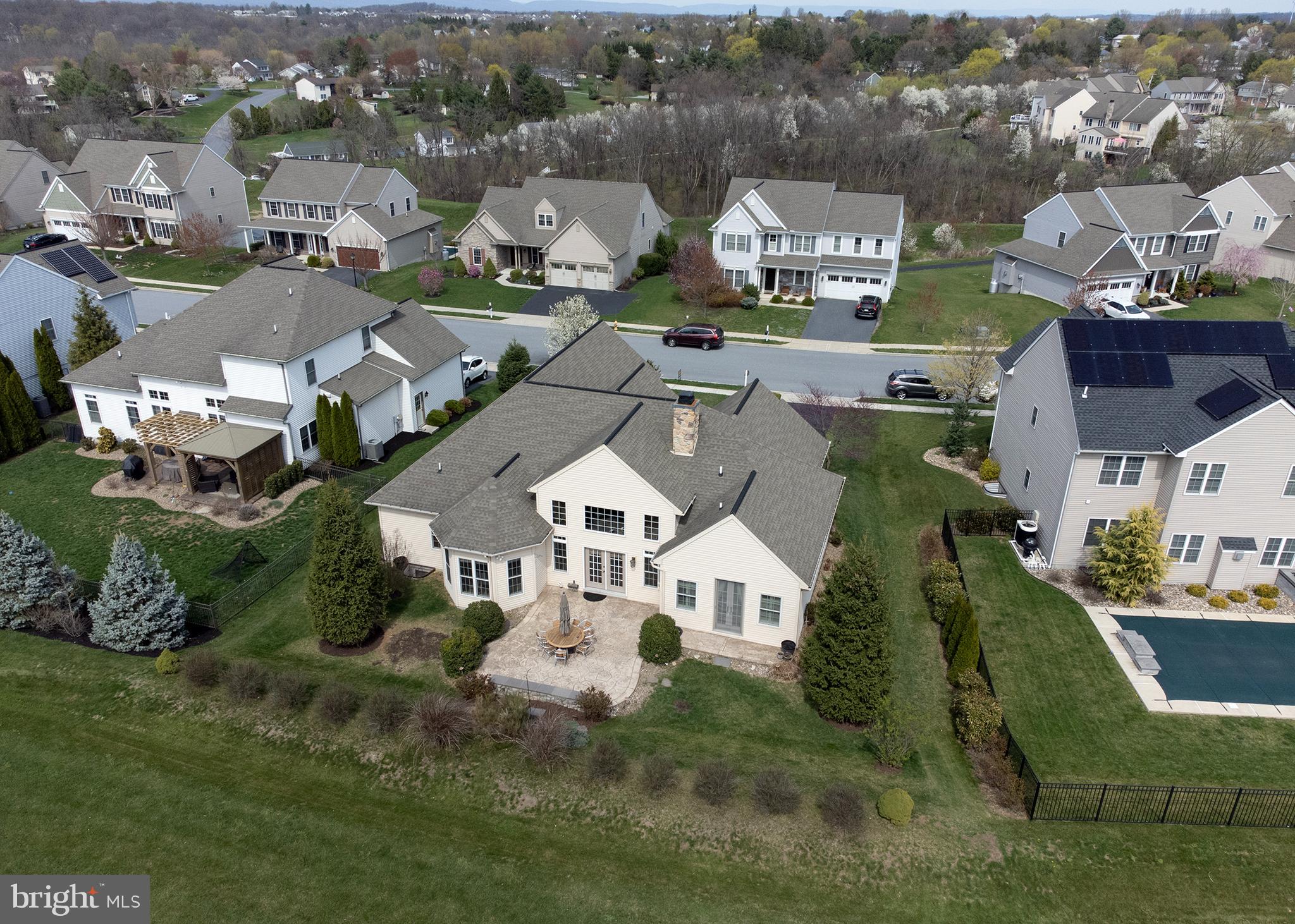 RIDGEWOOD - Residential