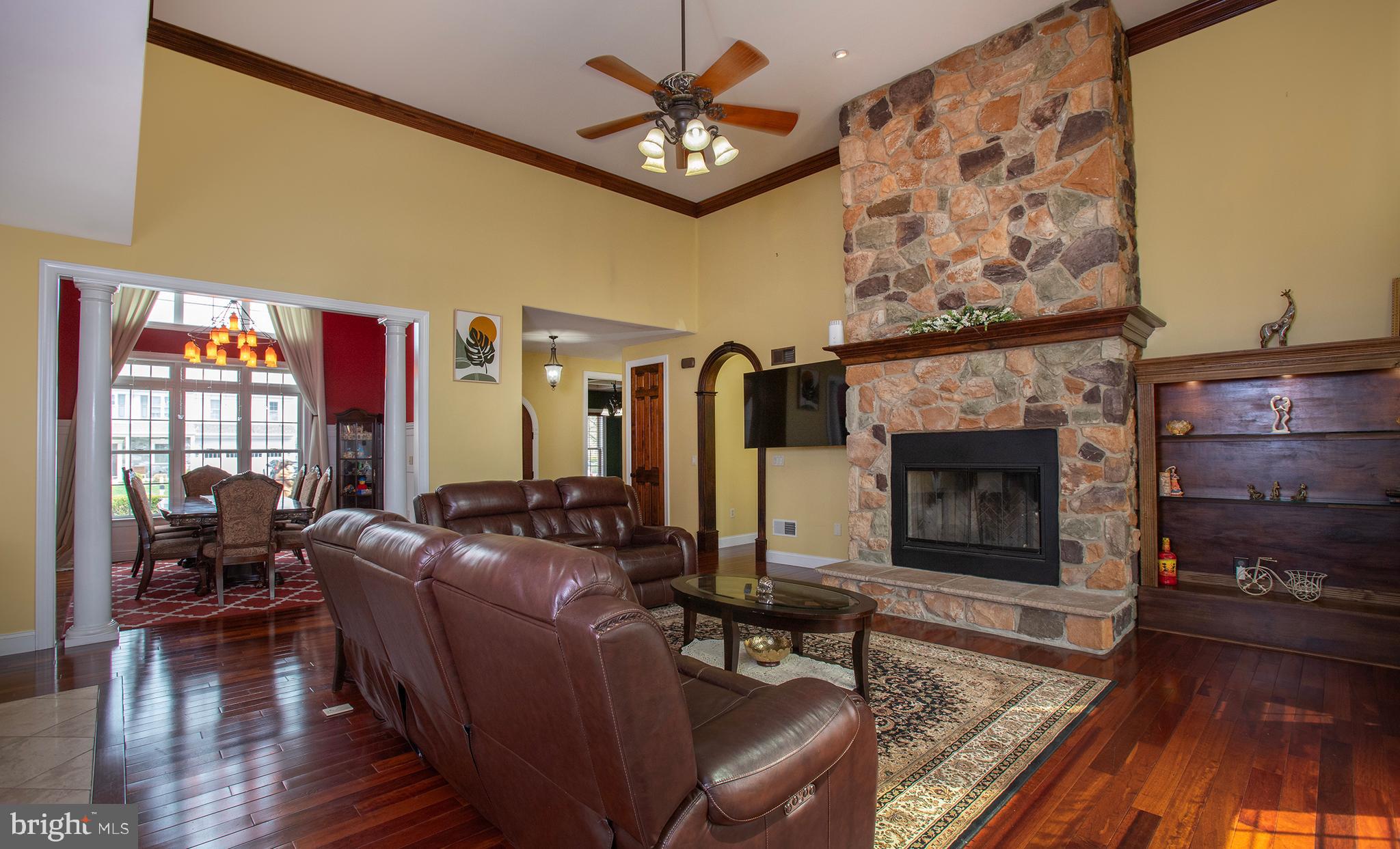 RIDGEWOOD - Residential