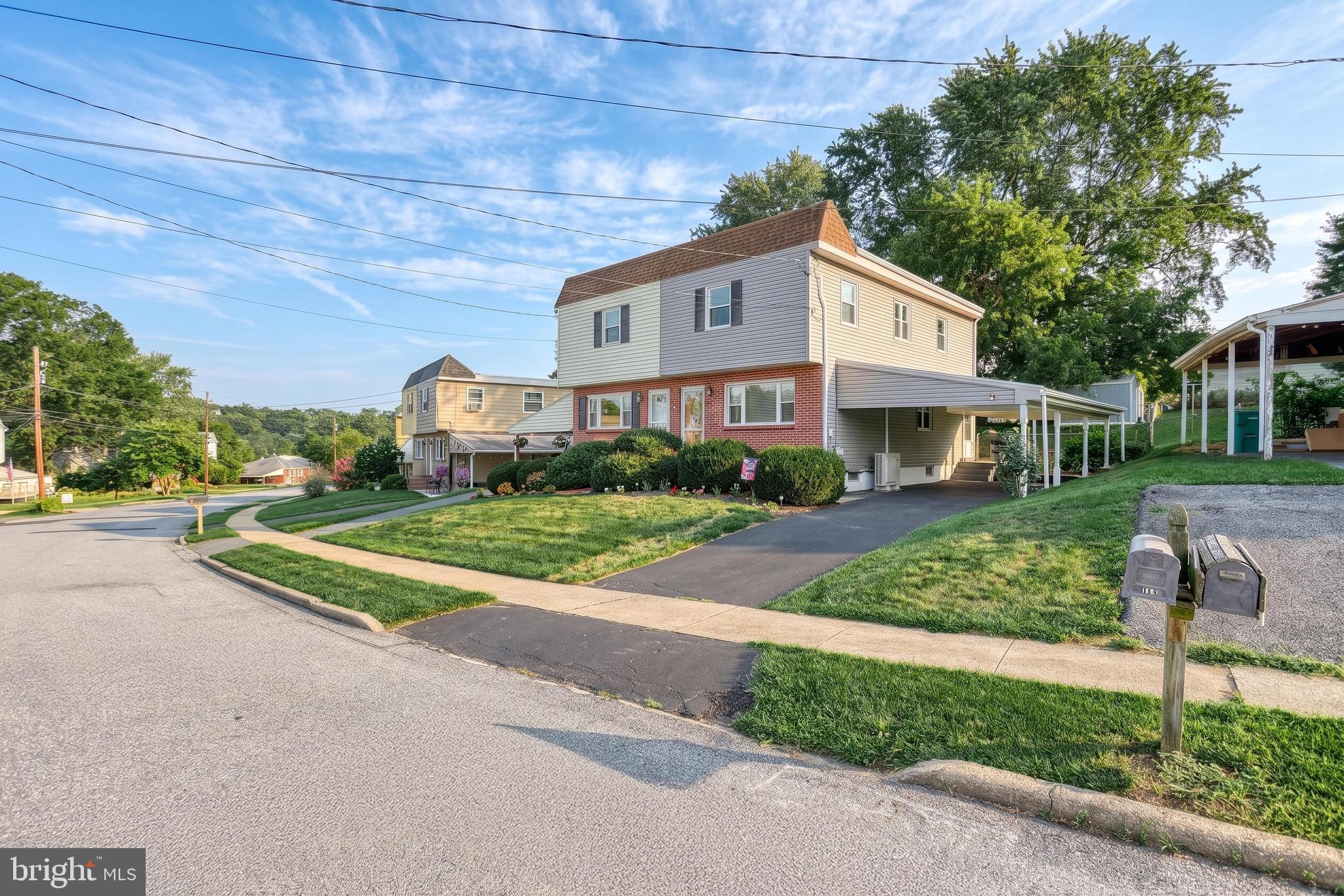 10 W GLENWOOD DRIVE B