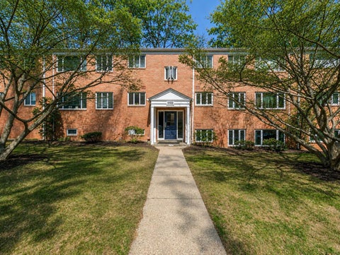 Condo For Sale - 10500 Montrose Avenue #203<br/> BETHESDA, MD 20814