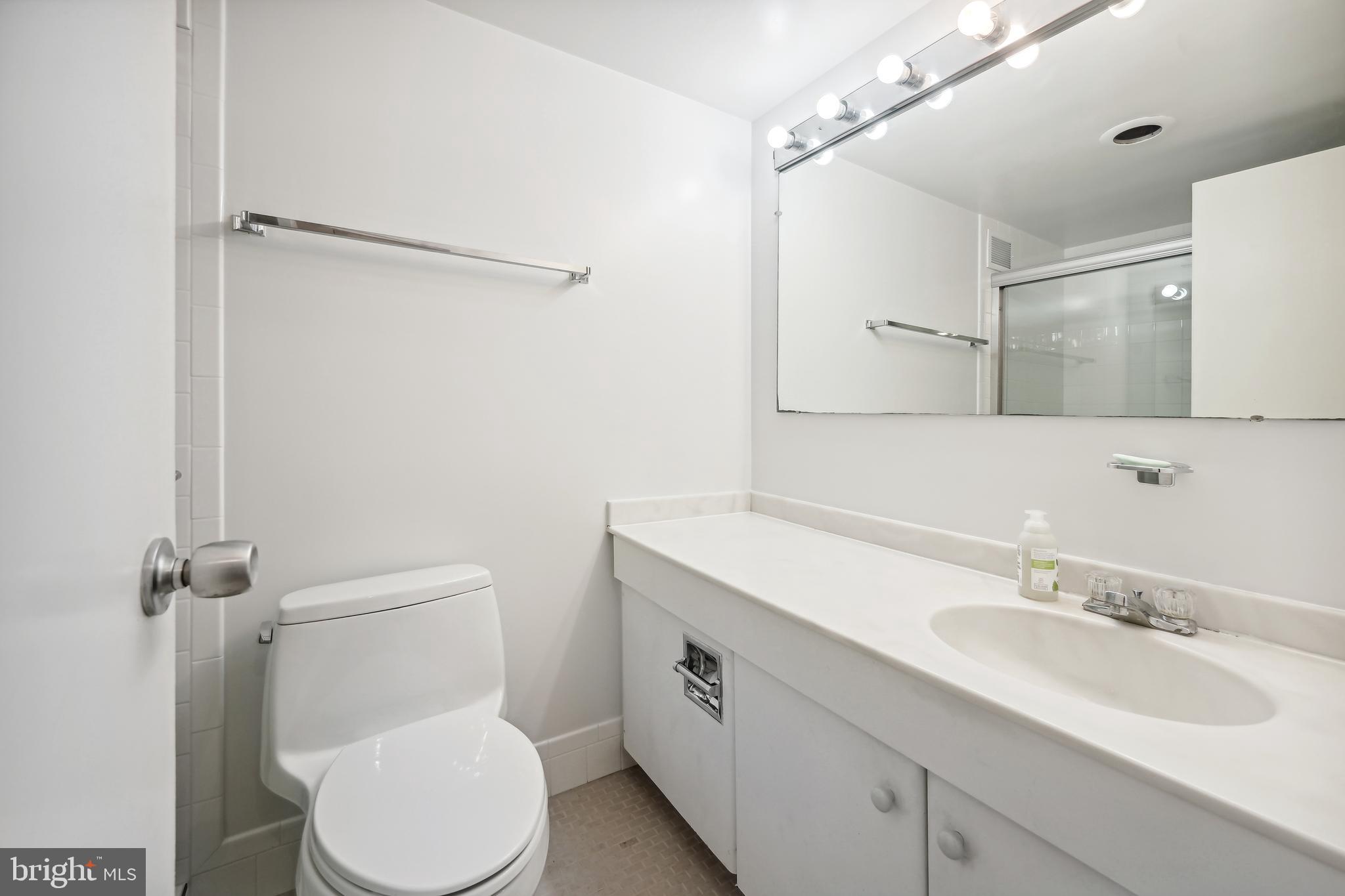 FRIENDSHIP HEIGHTS - Residential