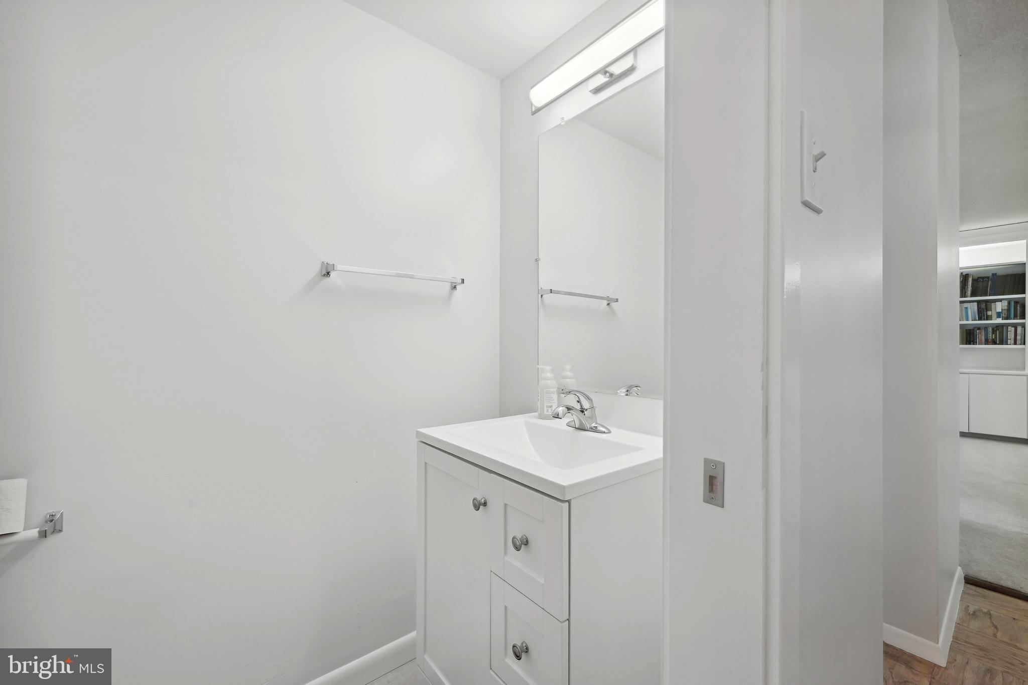 FRIENDSHIP HEIGHTS - Residential