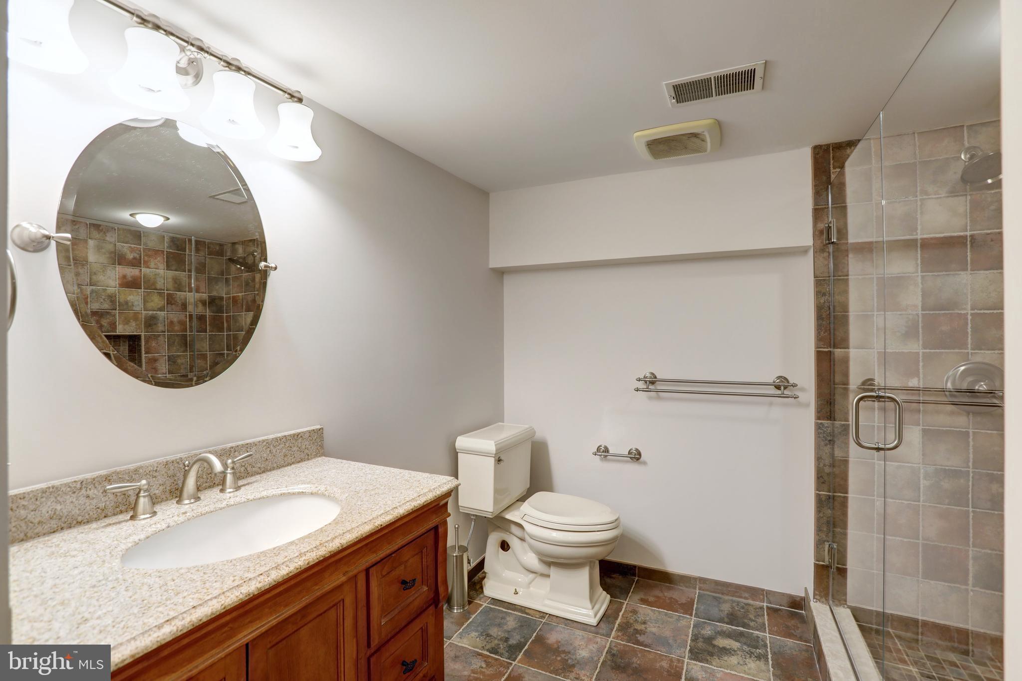 STEEPLE CHASE - Residential