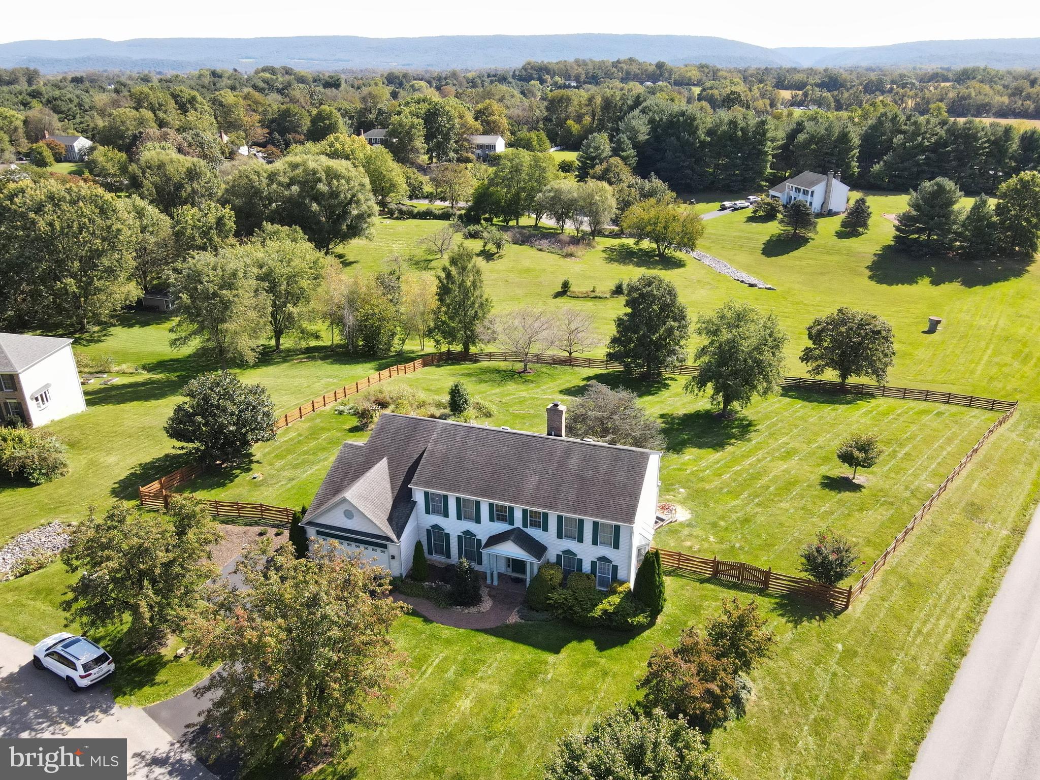 STEEPLE CHASE - Residential