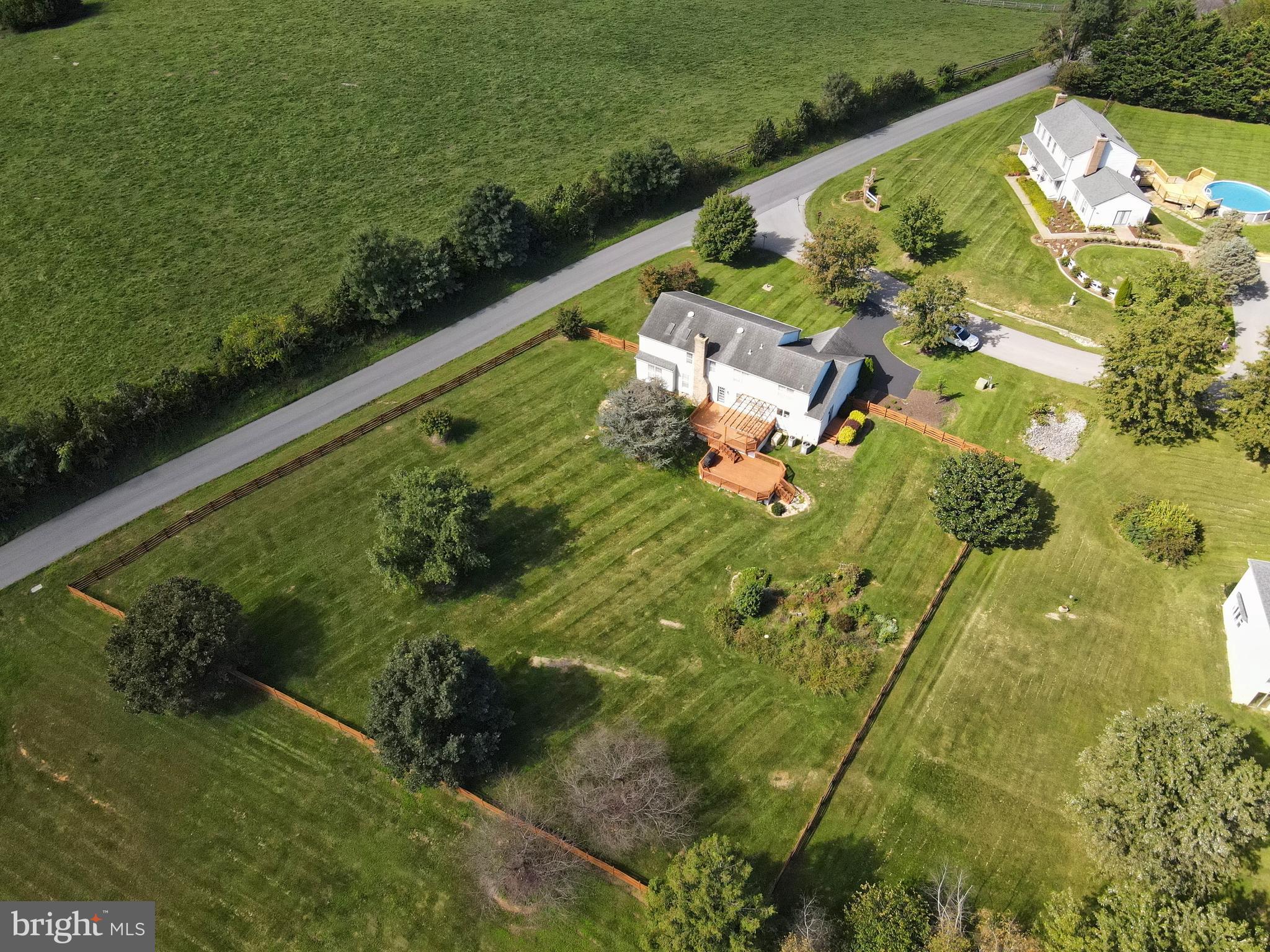 STEEPLE CHASE - Residential