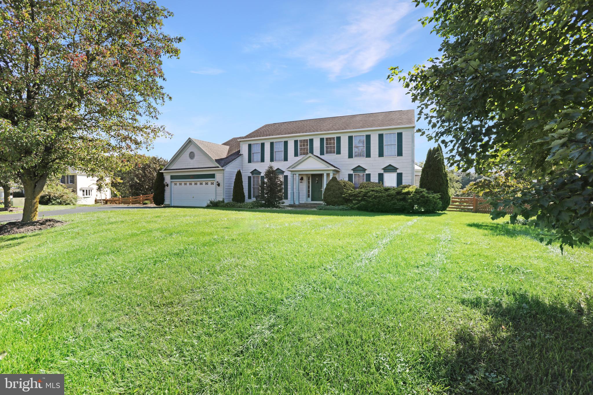 STEEPLE CHASE - Residential